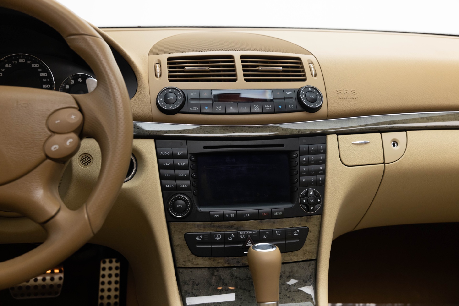 2008 Mercedes Benz E AMG photo 16