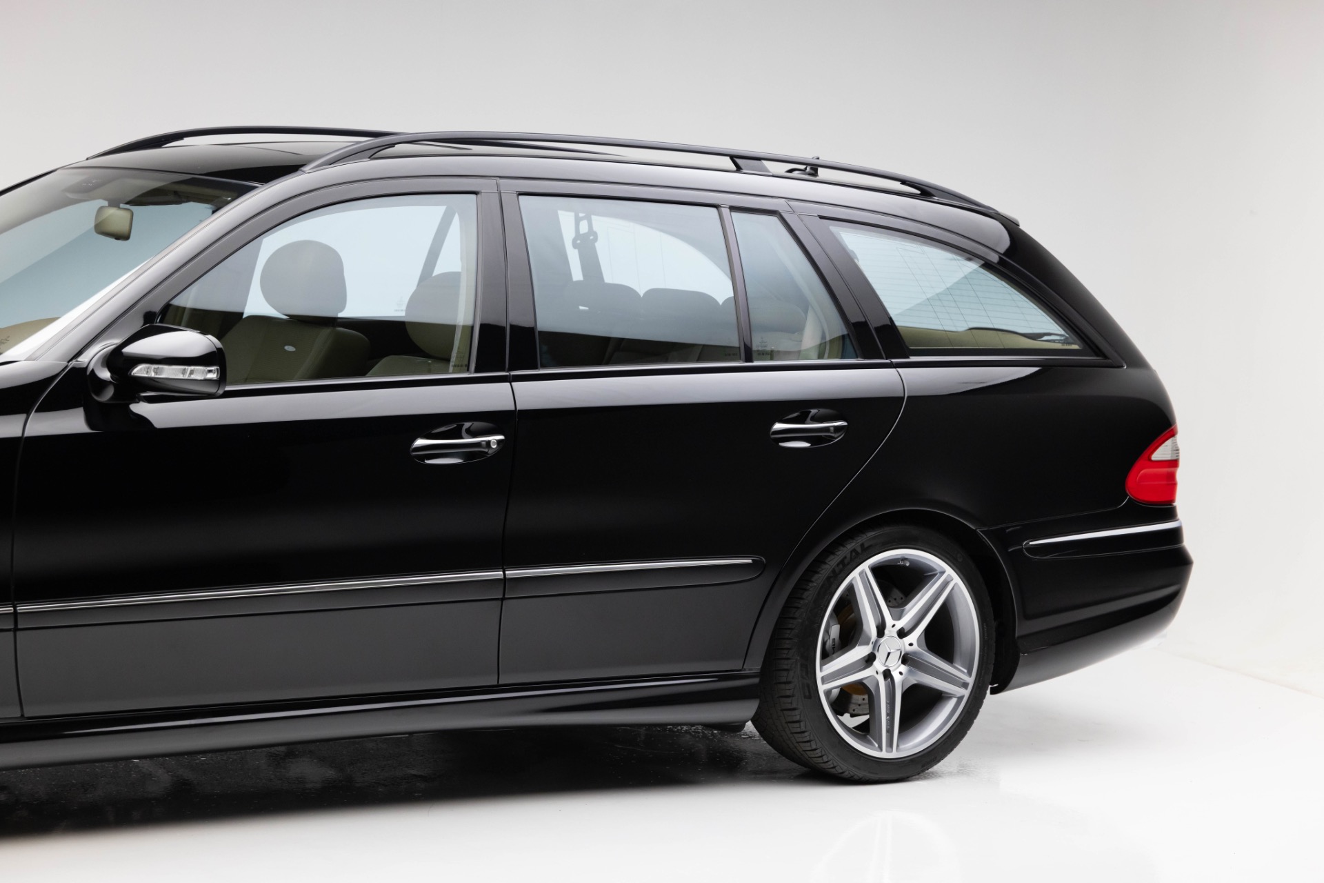 2008 Mercedes Benz E AMG photo 29