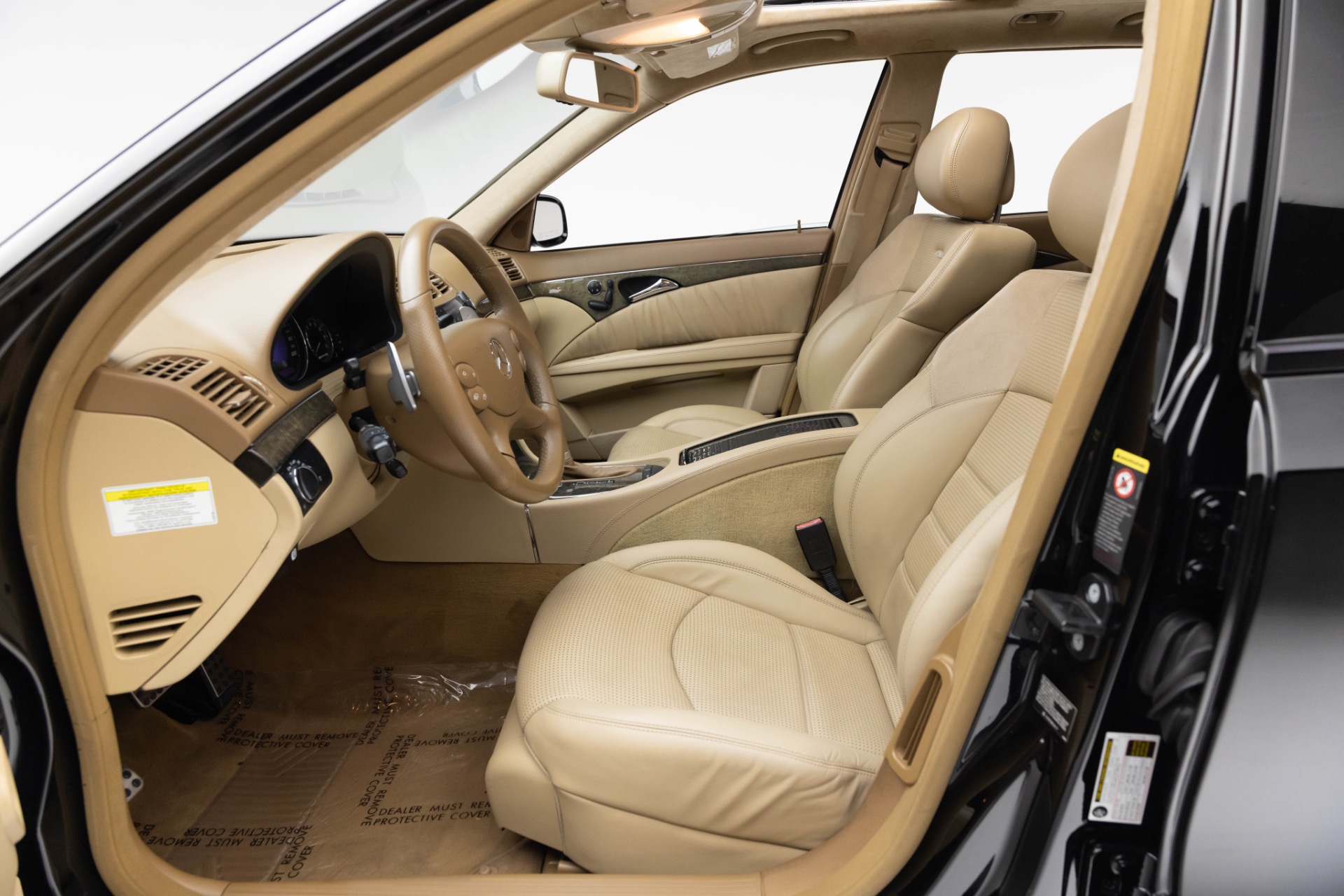 2008 Mercedes Benz E AMG photo 30