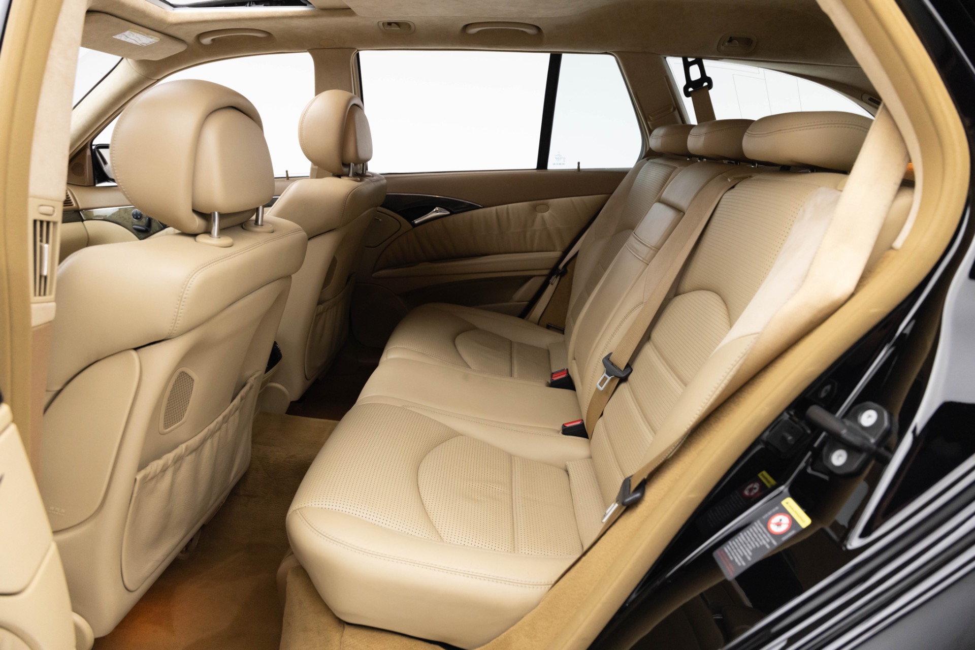 2008 Mercedes Benz E AMG photo 38
