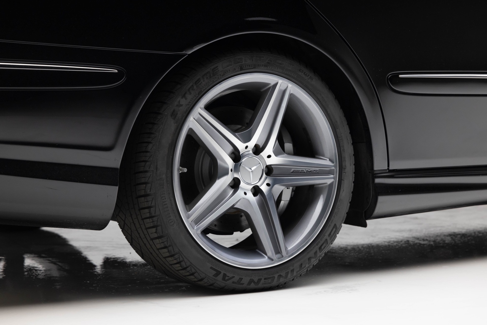 2008 Mercedes Benz E AMG photo 43