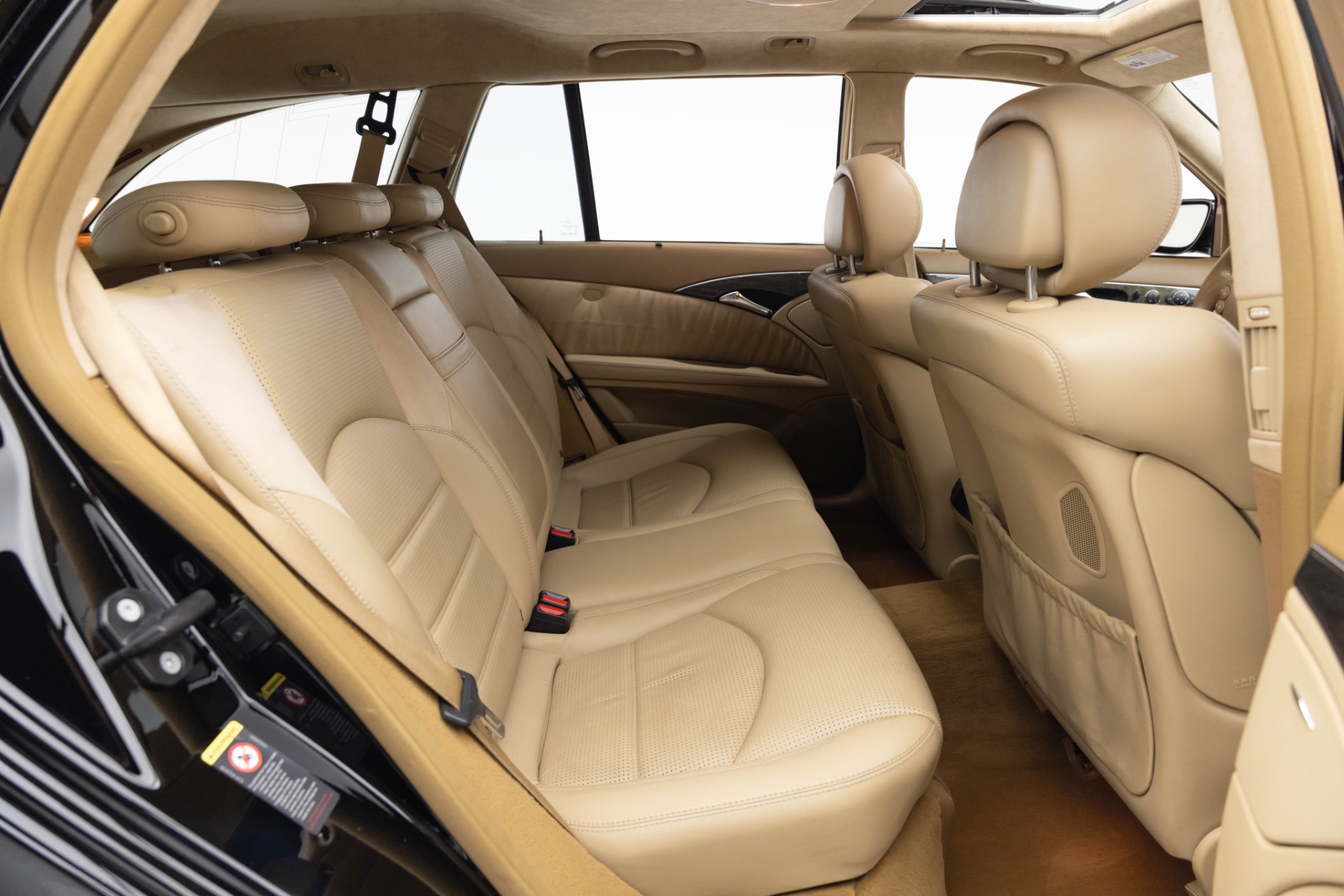2008 Mercedes Benz E AMG photo 46