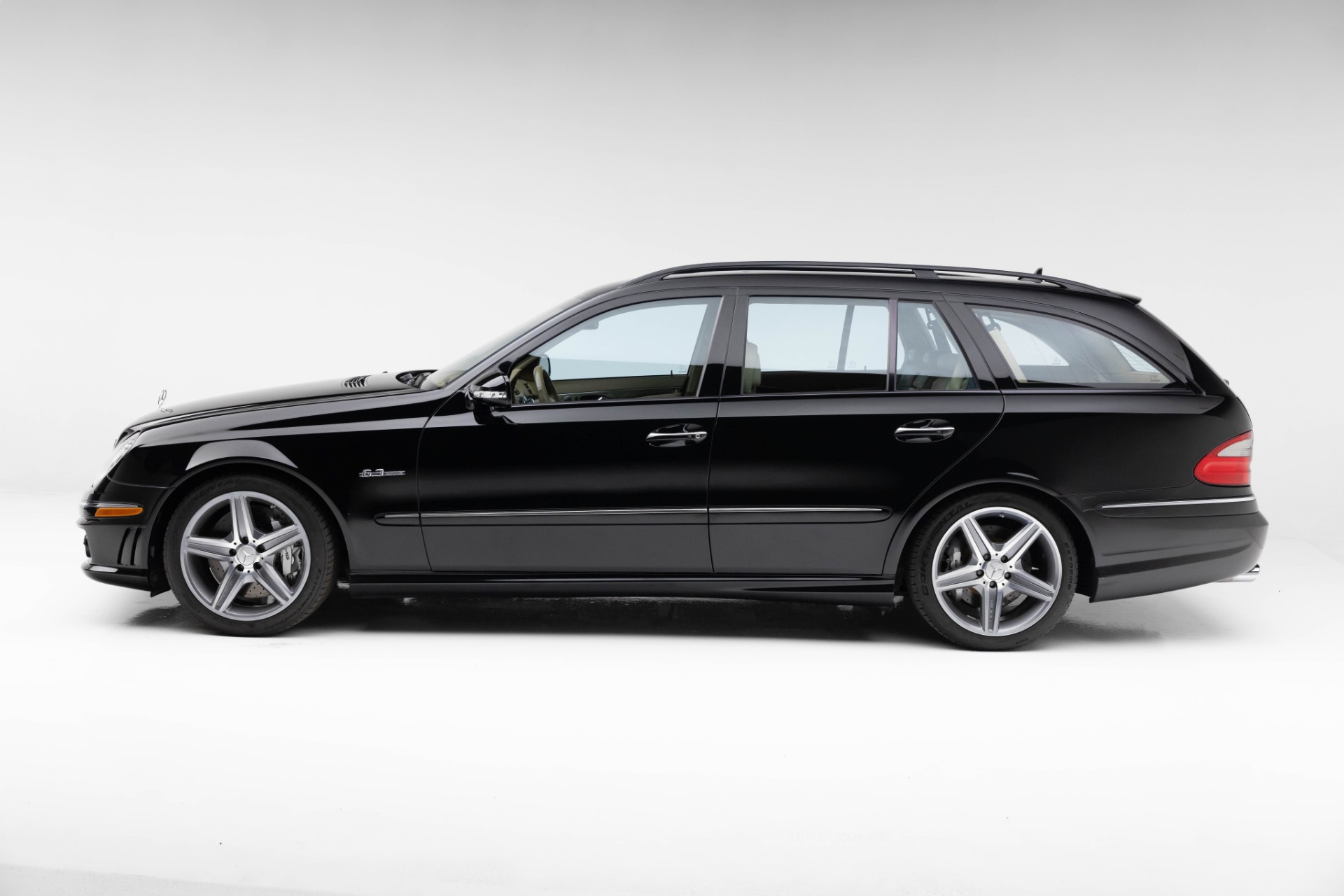 2008 Mercedes Benz E AMG photo 9