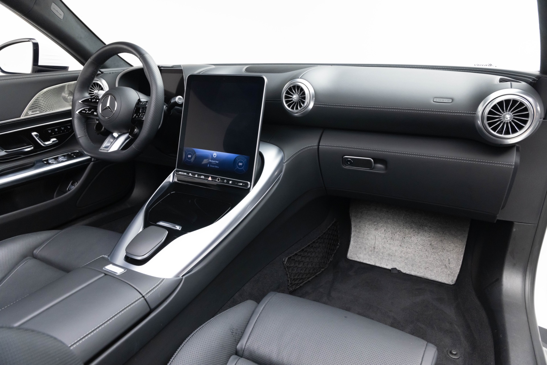 2023 Mercedes Benz SL 55 AMG photo 2