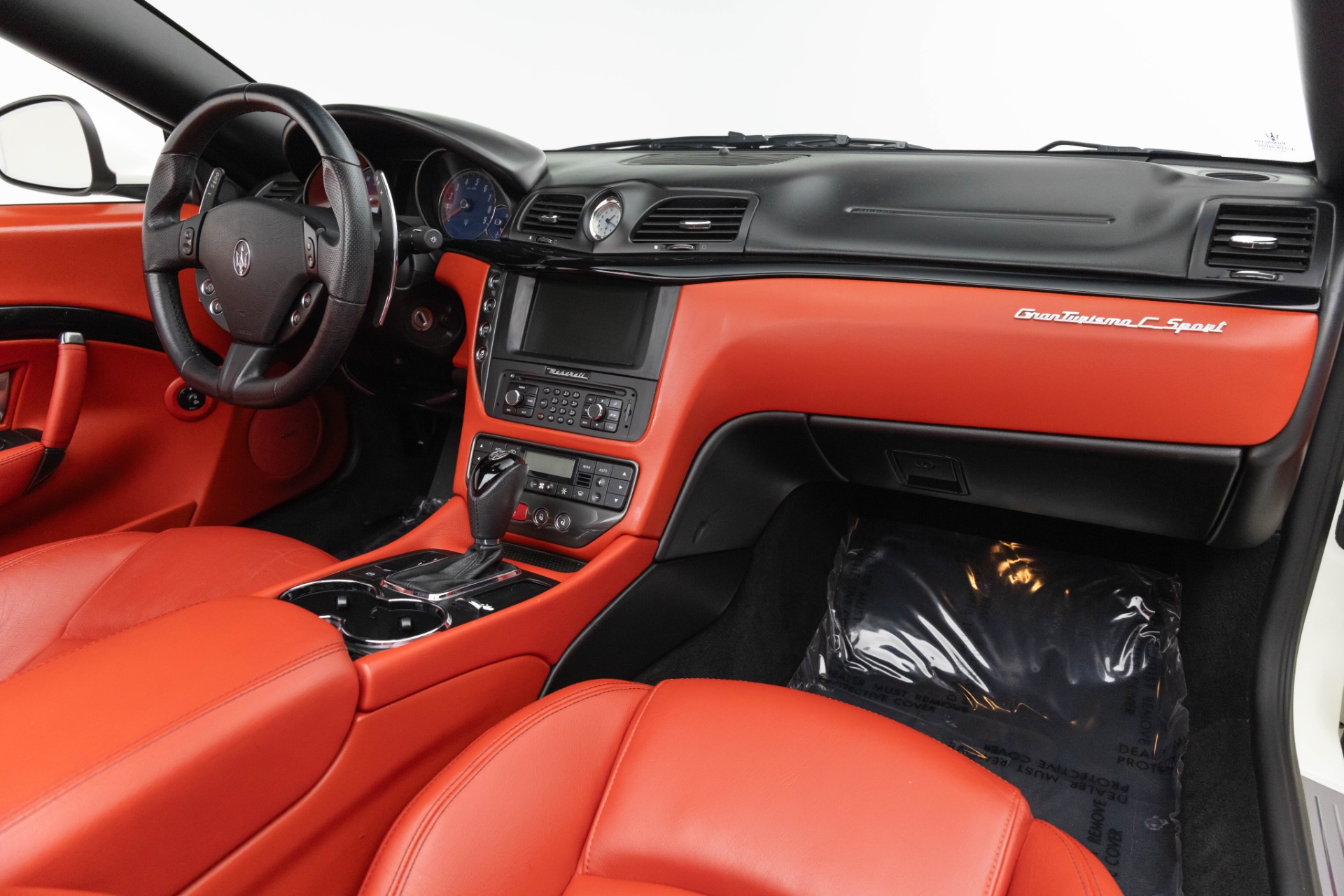 2016 Maserati Granturismo Sport photo 2