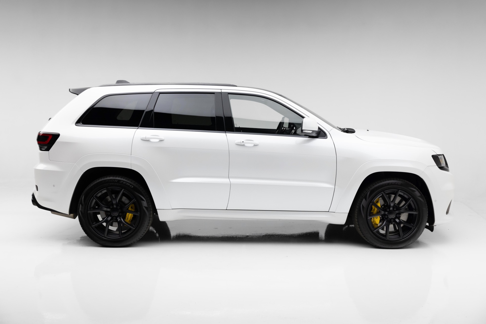 2020 Jeep Grand Cherokee Trackhawk - Photo 15