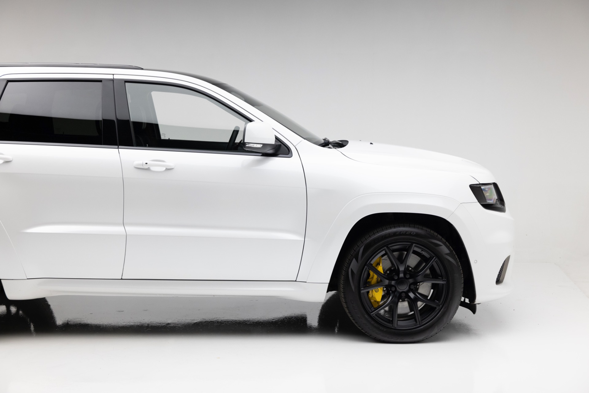 2020 Jeep Grand Cherokee Trackhawk - Photo 23