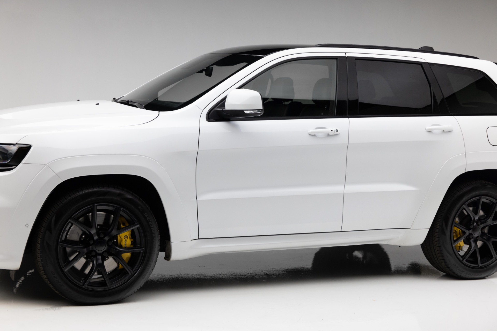 2020 Jeep Grand Cherokee Trackhawk - Photo 33