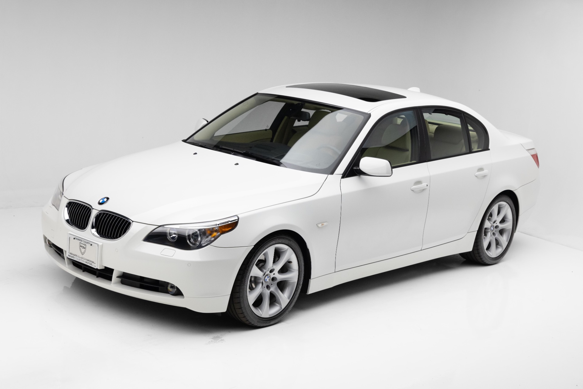 2004 BMW 5 Series 545iA's photo