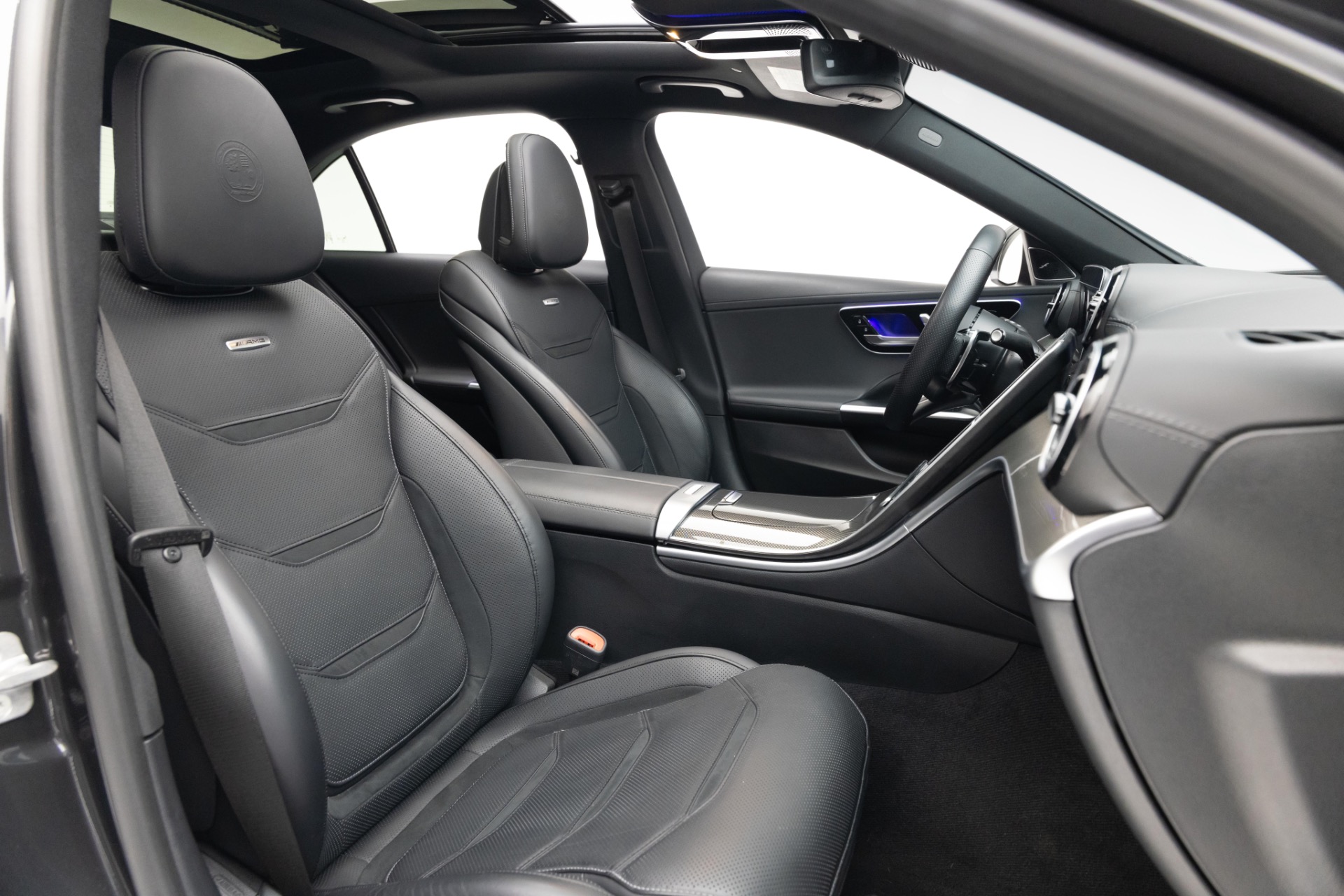 2024 Mercedes Benz C AMG 63 S E PERFORMANCE photo 2