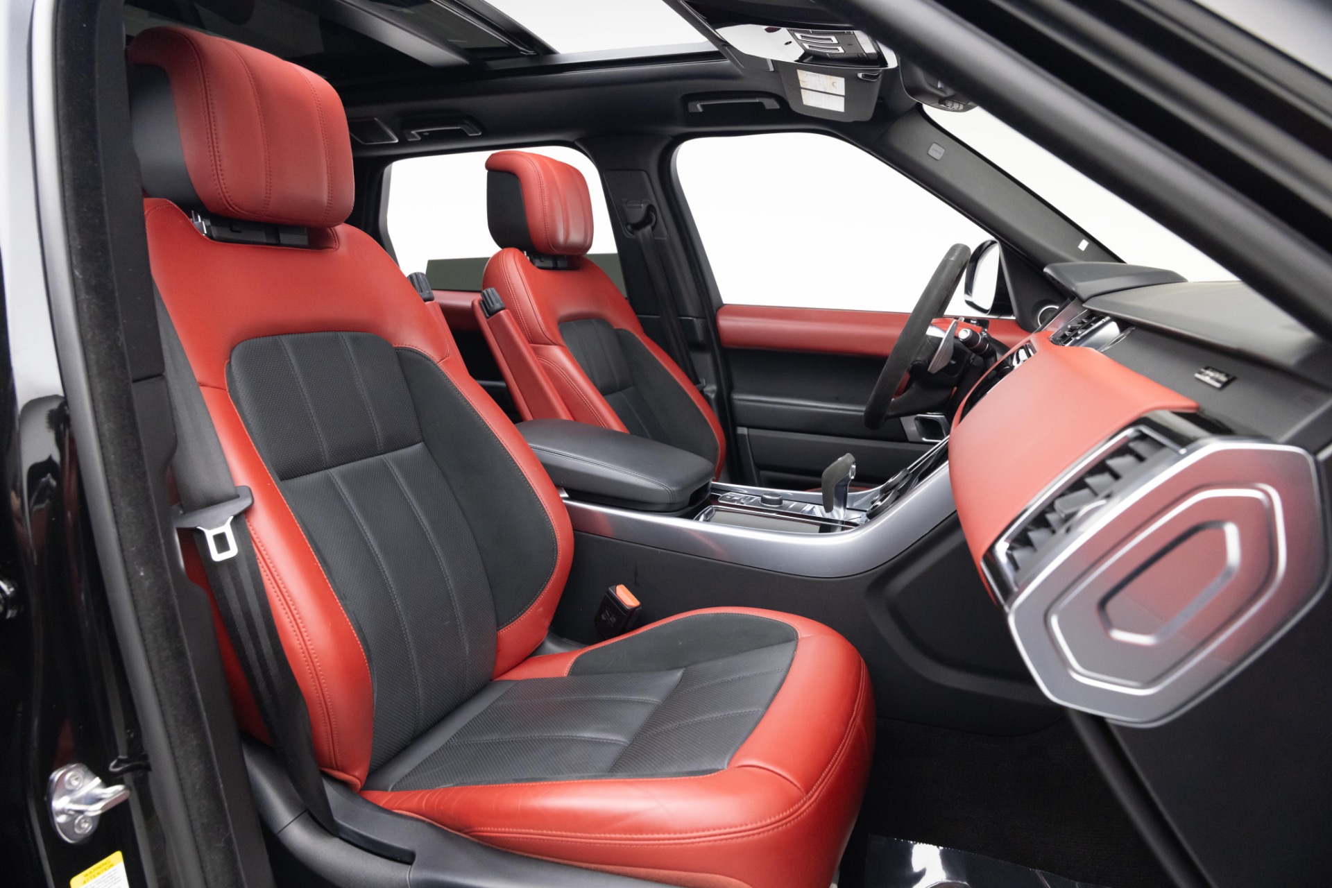 2021 Land Rover Range Rover Sport HST photo 4