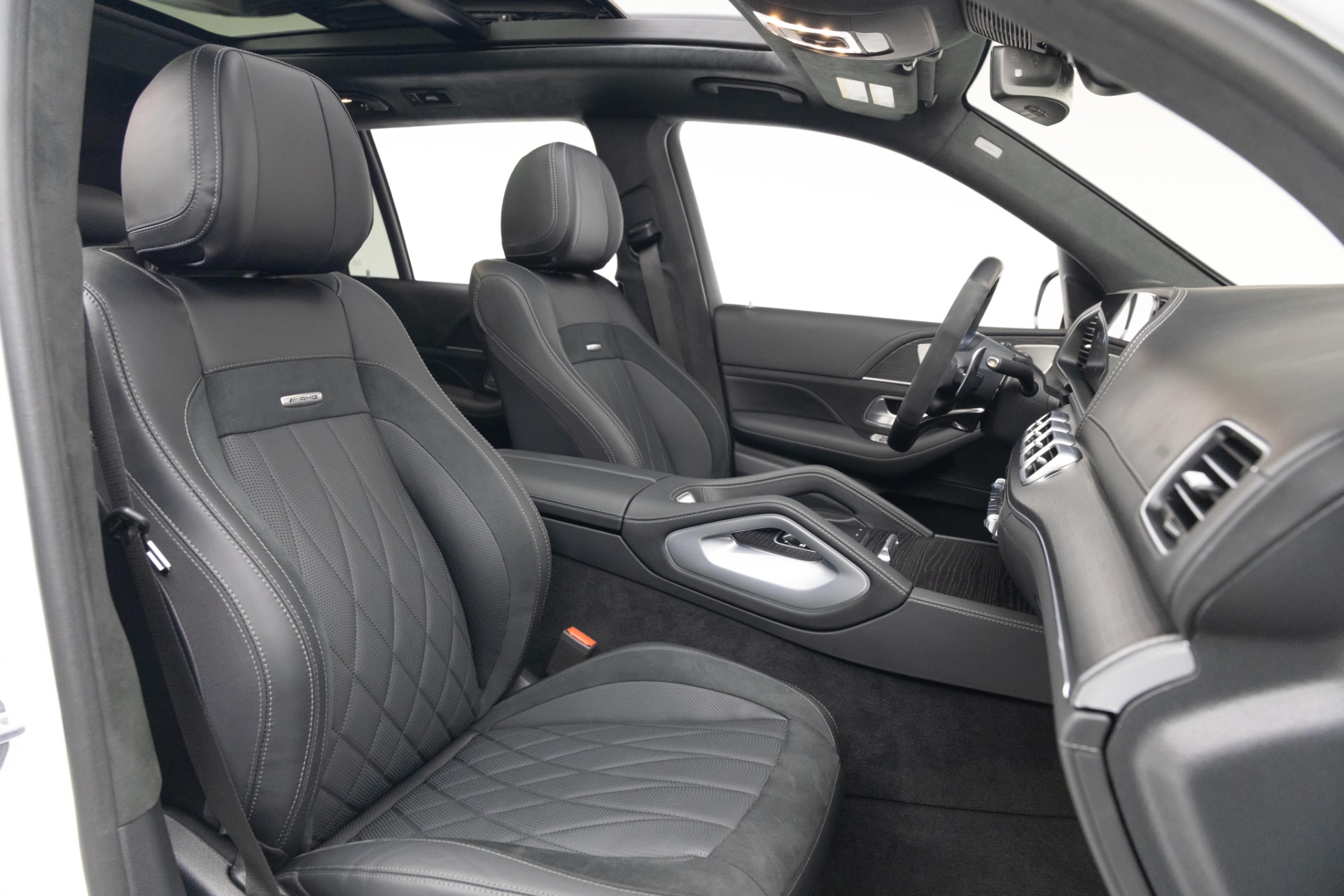 2023 Mercedes Benz GLS AMG 63 photo 4