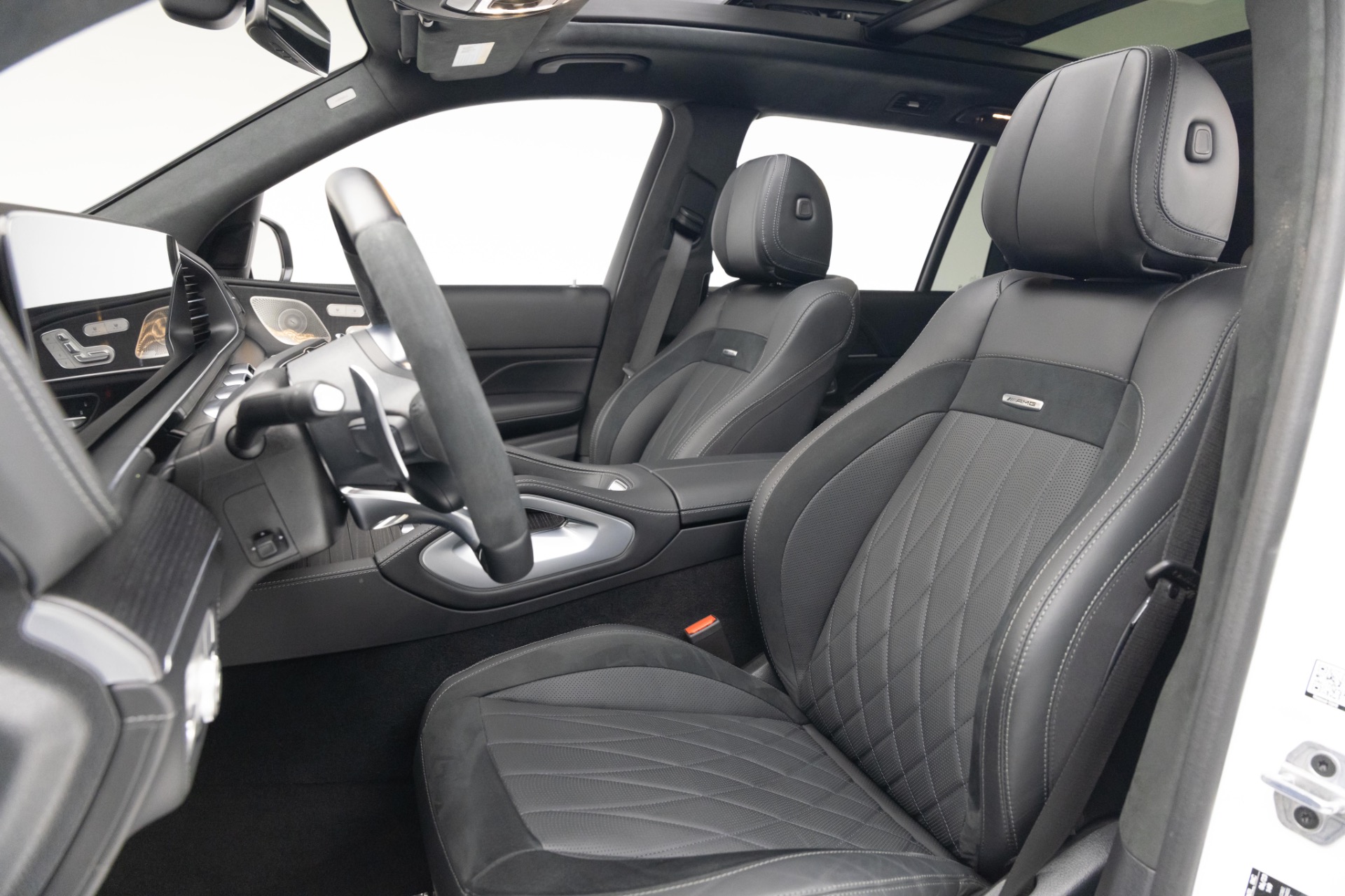 2023 Mercedes-Benz GLS AMG GLS63 - Photo 8