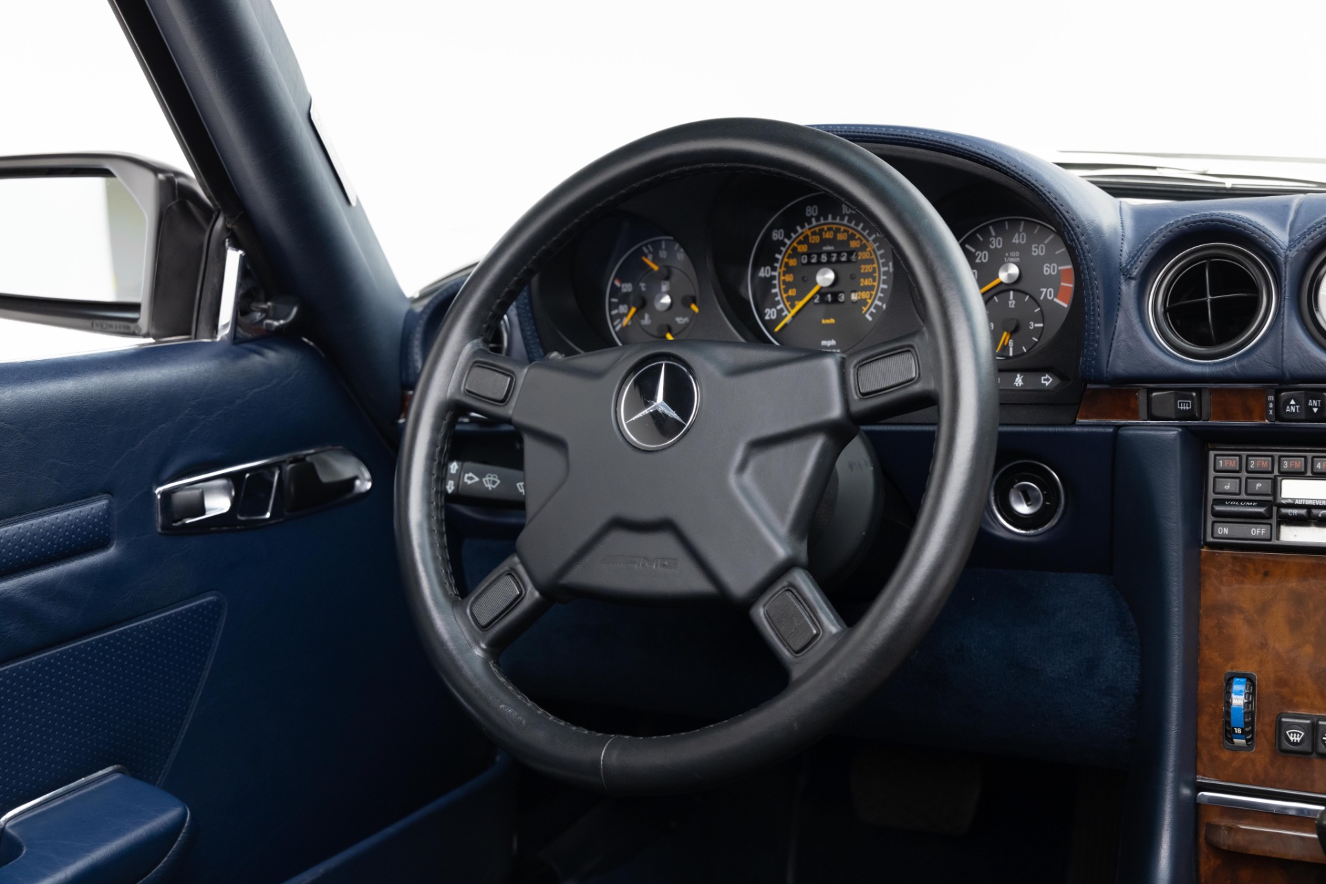 1986 Mercedes-Benz 560 - Photo 10