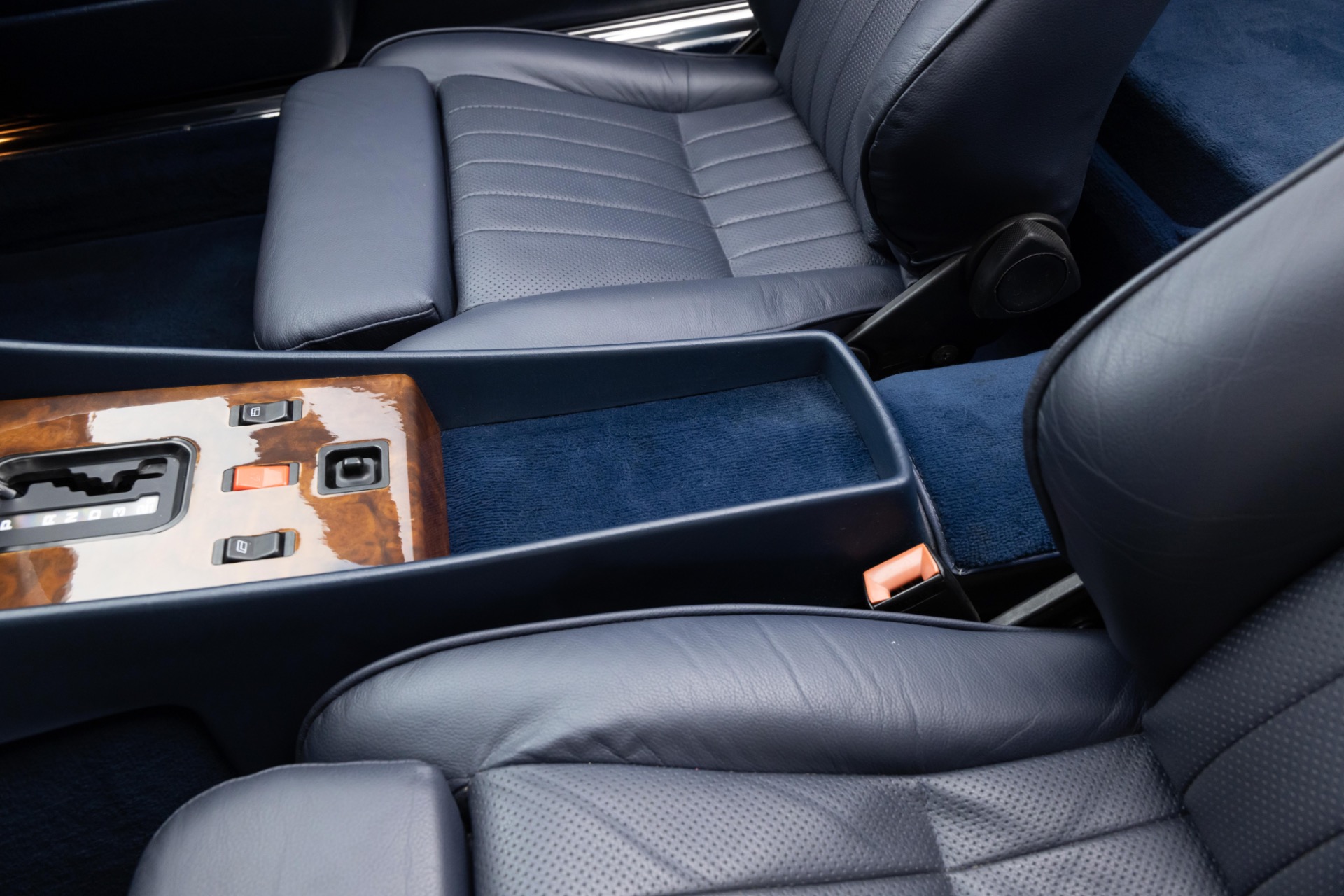 1986 Mercedes-Benz 560 - Photo 18