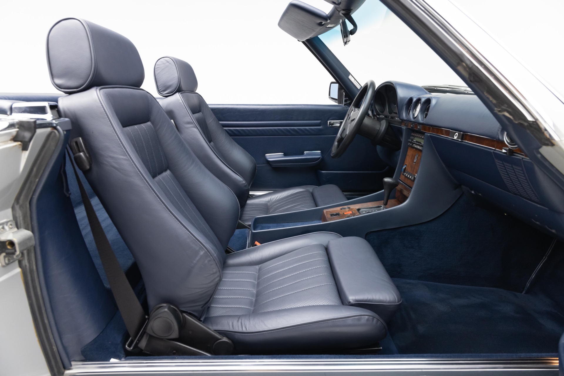 1986 Mercedes-Benz 560 - Photo 30