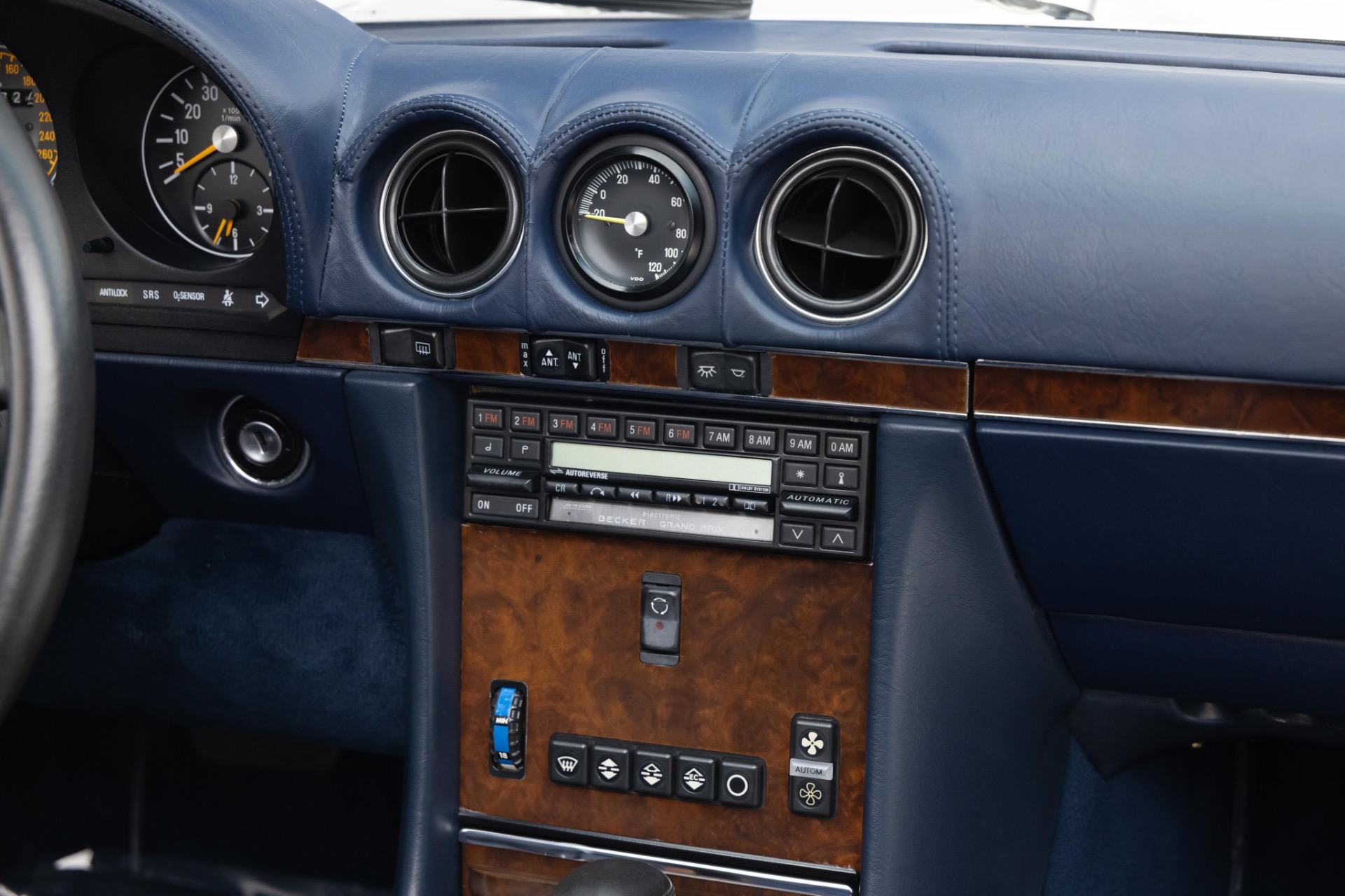 1986 Mercedes-Benz 560 - Photo 32