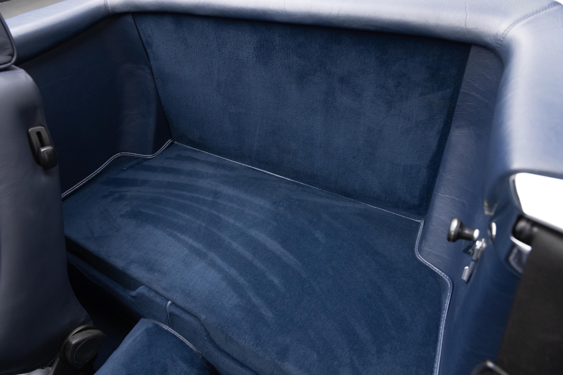 1986 Mercedes-Benz 560 - Photo 38