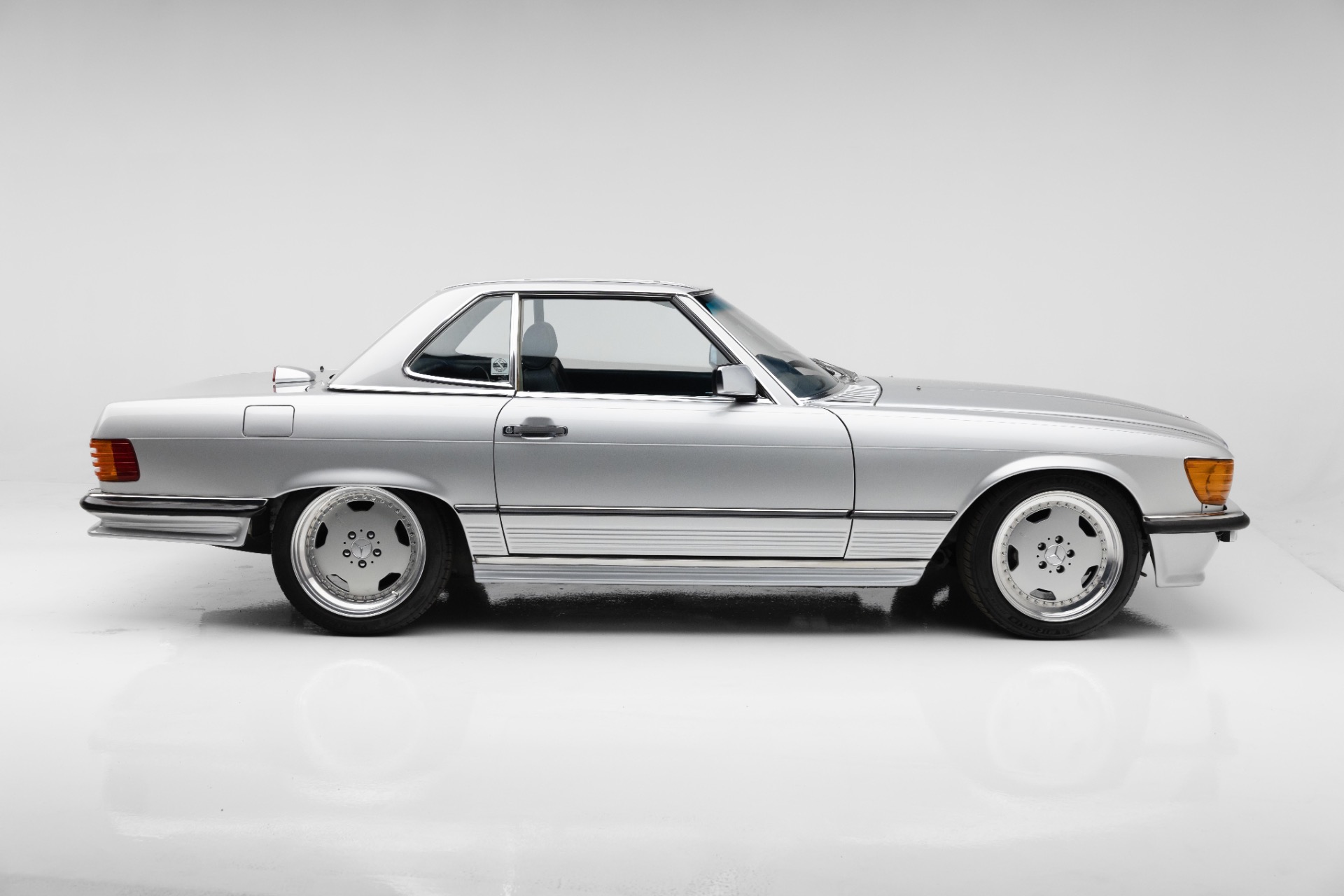 1986 Mercedes-Benz 560 - Photo 46