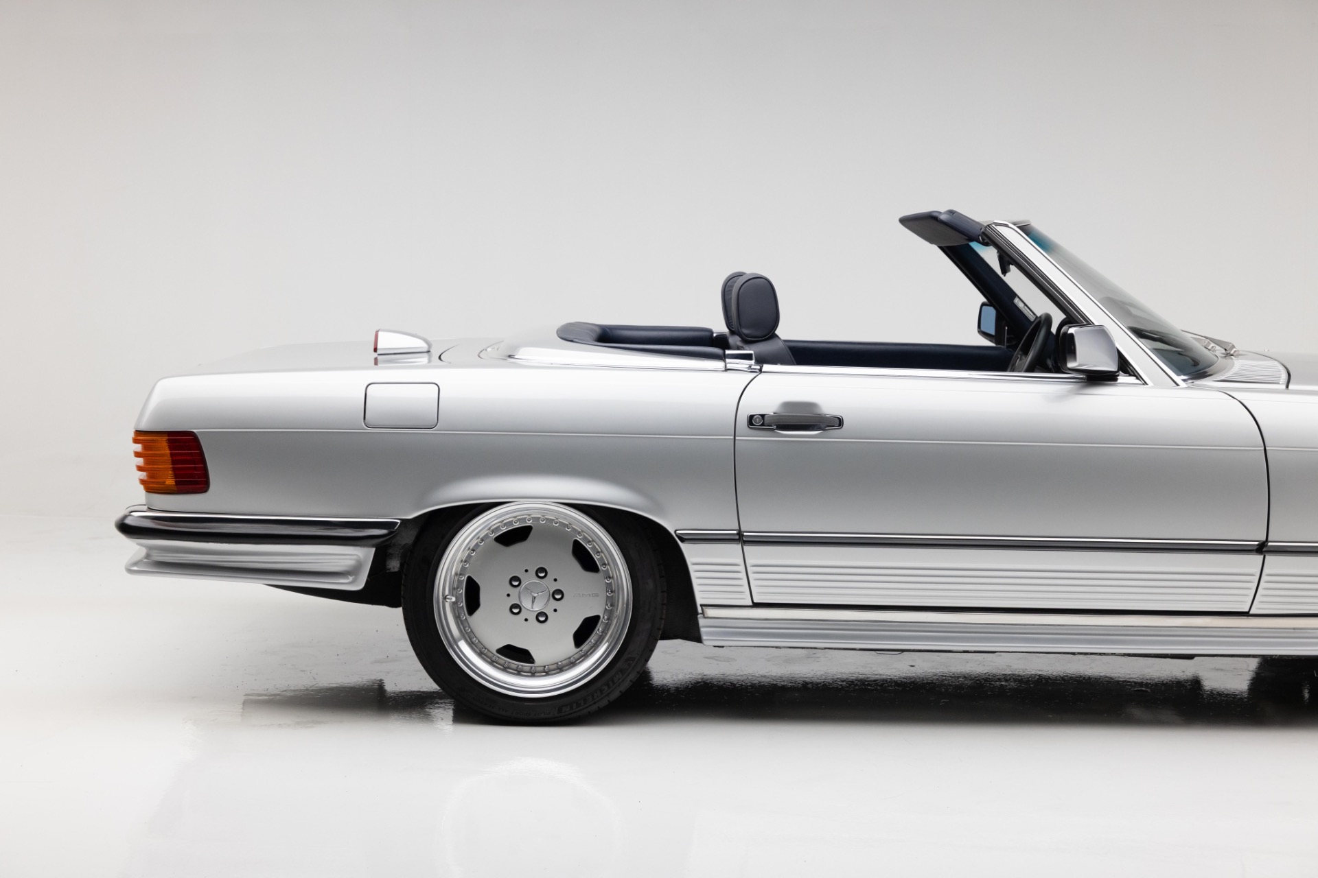 1986 Mercedes-Benz 560 - Photo 55