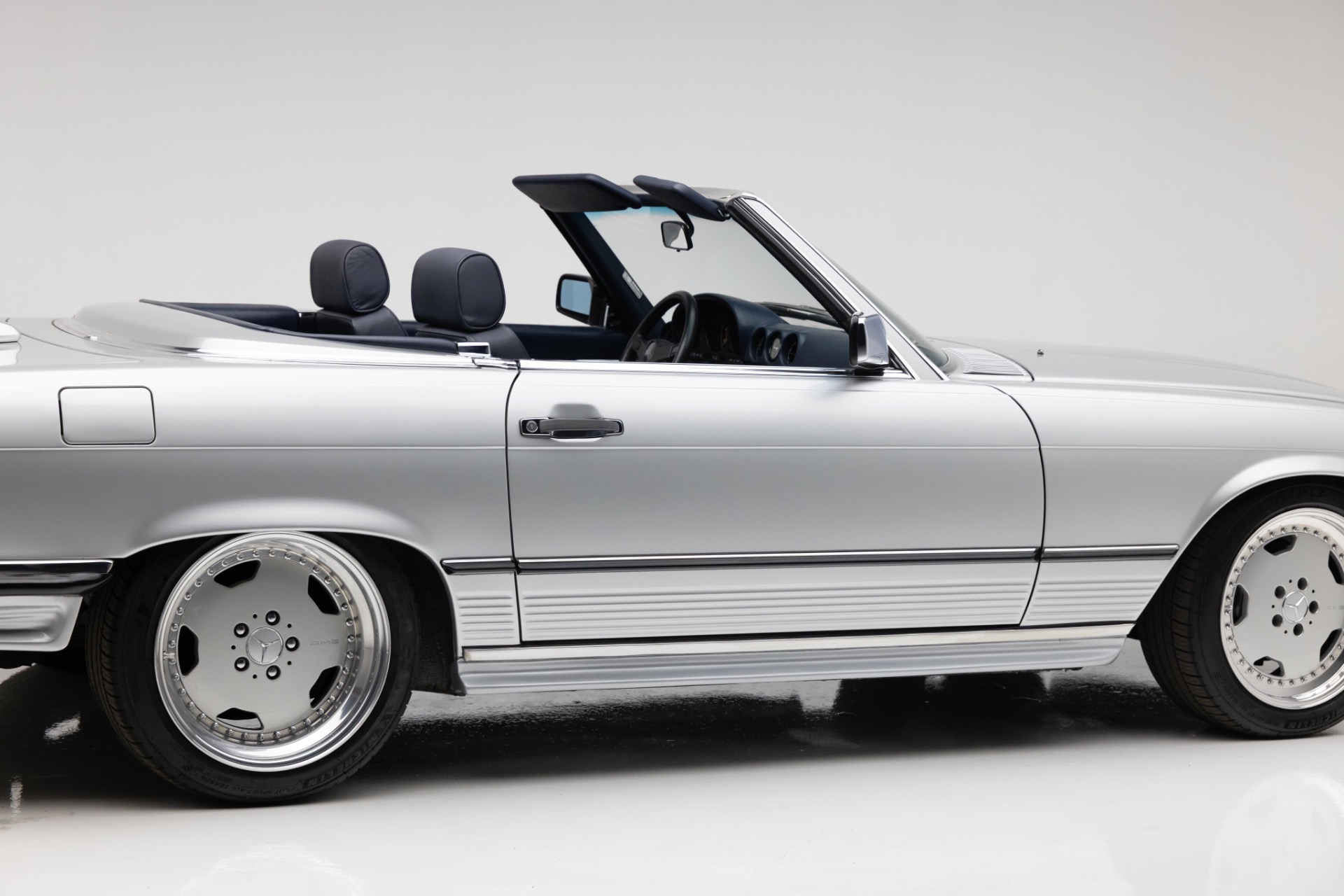 1986 Mercedes-Benz 560 - Photo 66