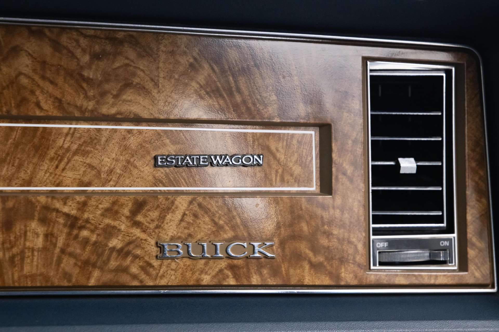1990 Buick LeSabre - Photo 22