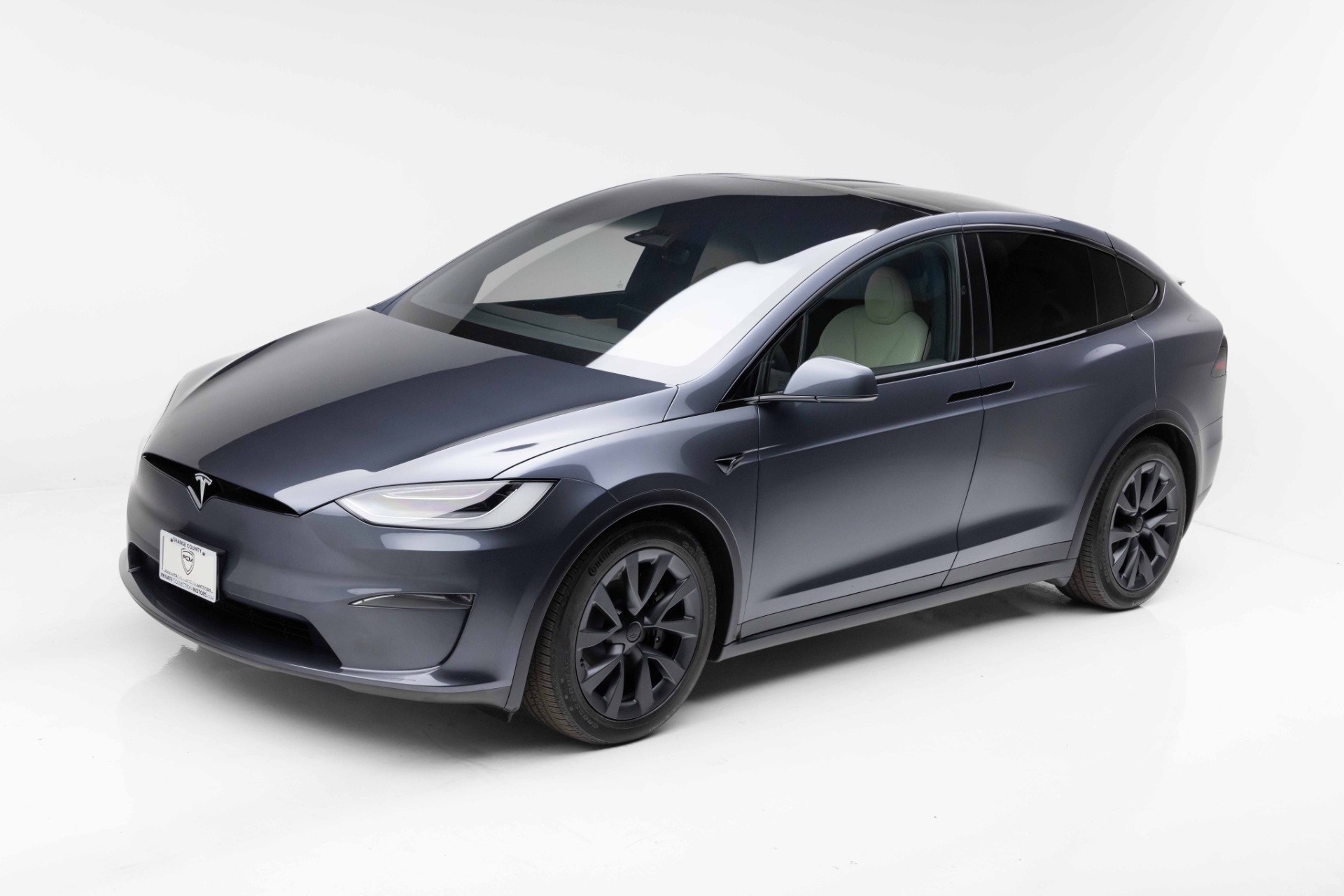 2023 Tesla Model X Long Range's photo