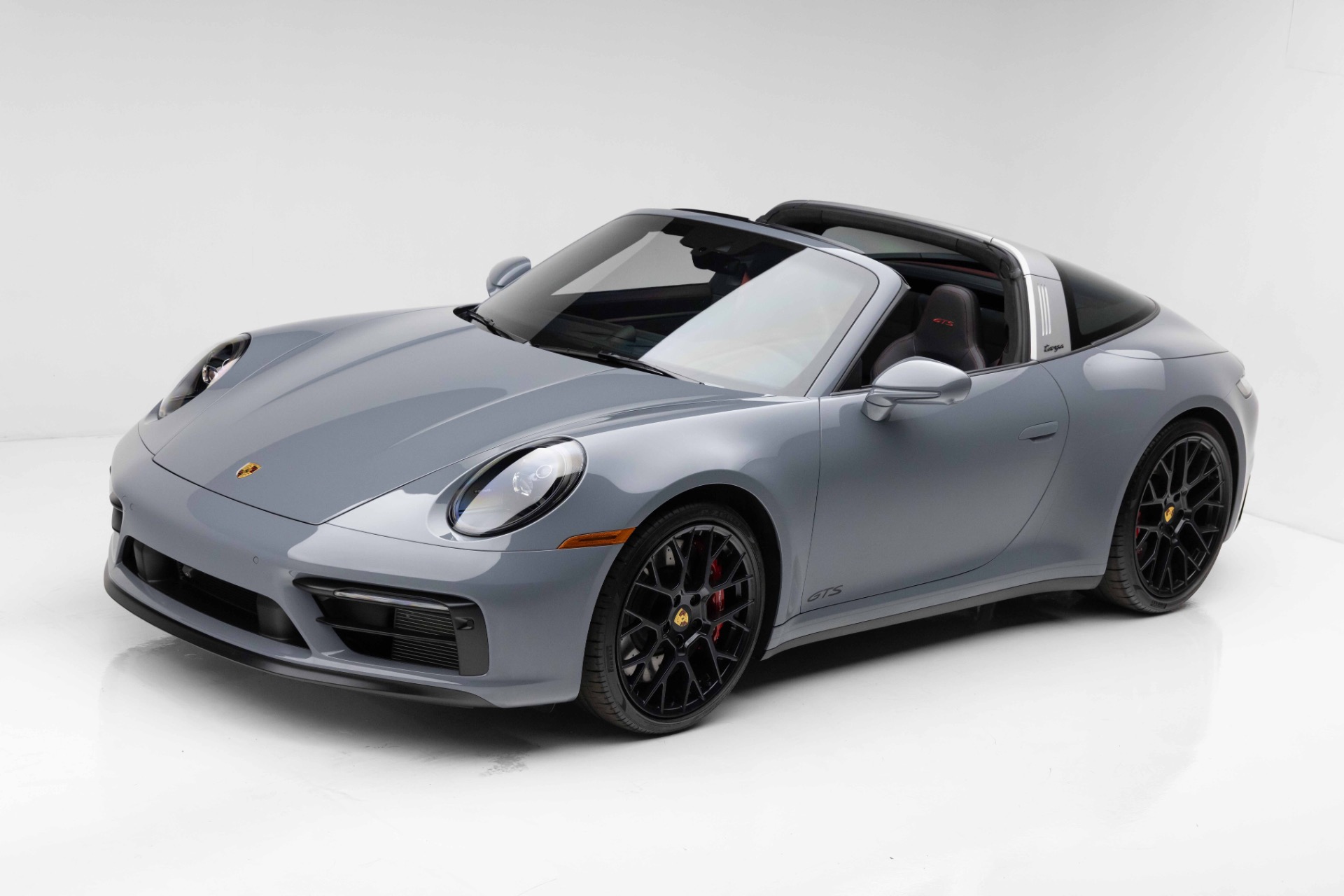 2023 Porsche 911 Targa 4 GTS's photo