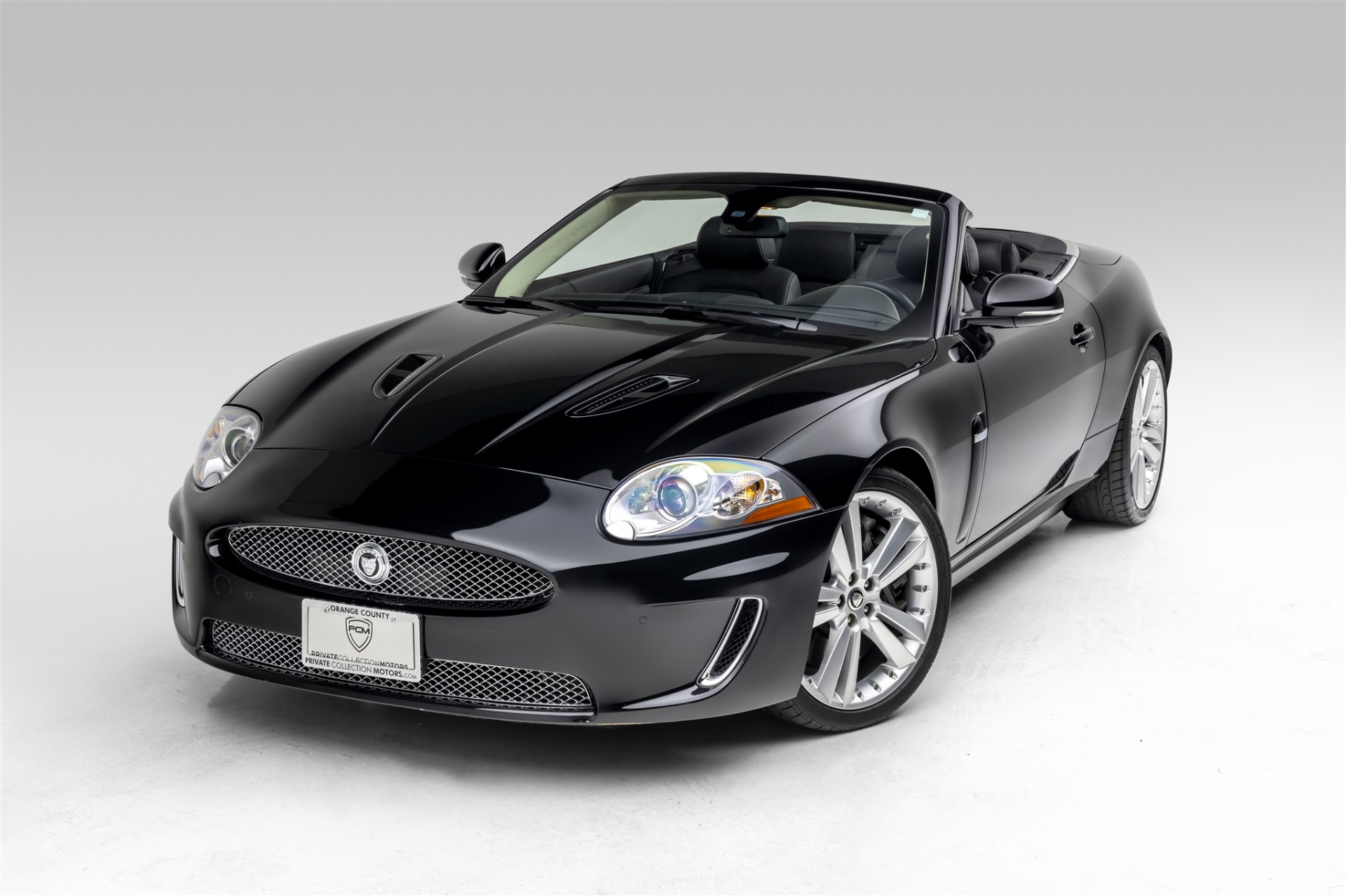 Black Jaguar・2点まとめ買い 2010-jaguar-xk