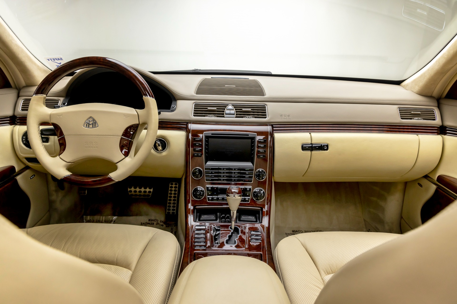 マイバッハ洋書 MYTHOS MAYBACH メルセデス、旗艦マイバッハの特別仕様車“Limited Edition