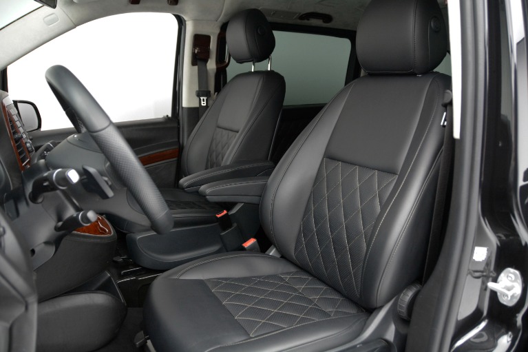 Used 2018 Mercedes-Benz Metris Maybach Passenger Van for sale Sold at Private Collection Motors Inc in Costa Mesa CA 92627 4