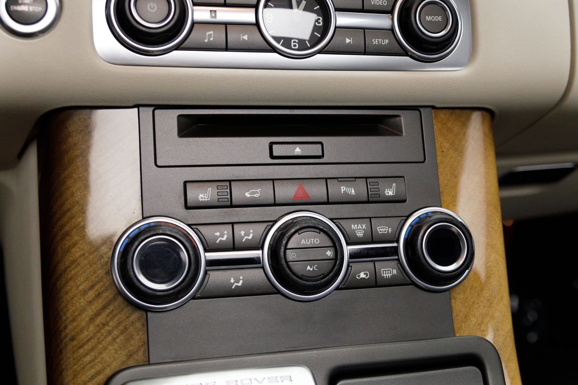 2013 Land Rover Range Rover Sport HSE LUX photo 33