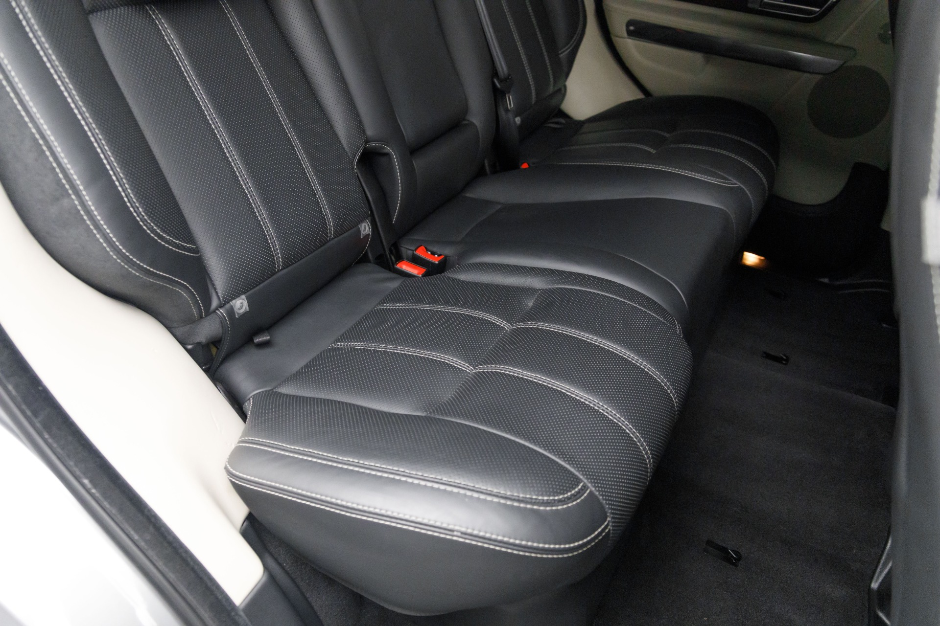 2013 Land Rover Range Rover Sport HSE LUX photo 59