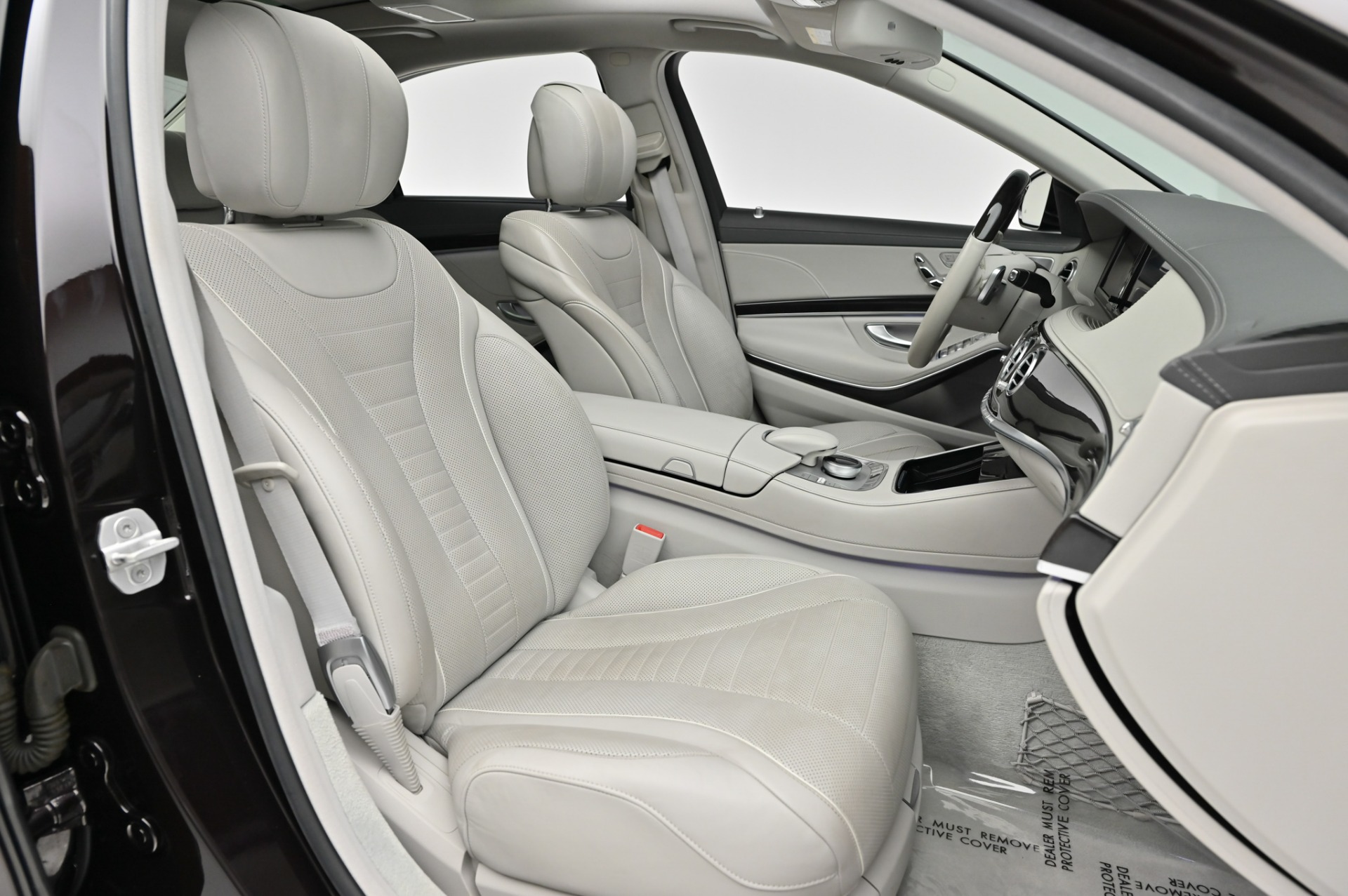 2014 Mercedes Benz S 550 photo 2