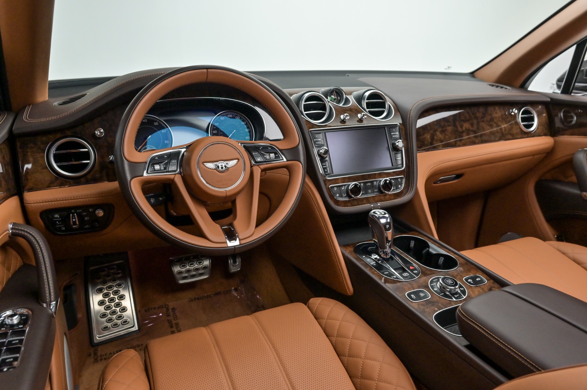 Bentley Bentayga 2018 Interior | Cabinets Matttroy