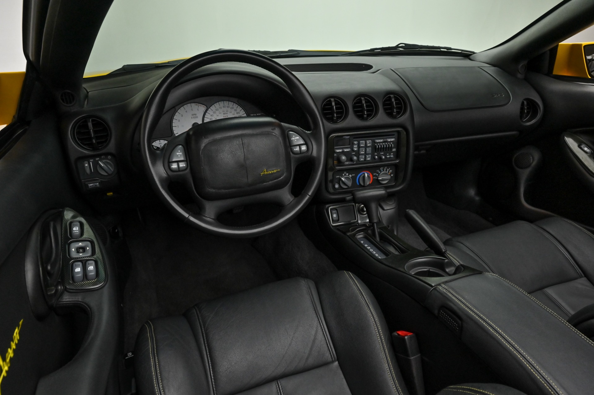 Pontiac Firebird 2002 Interior