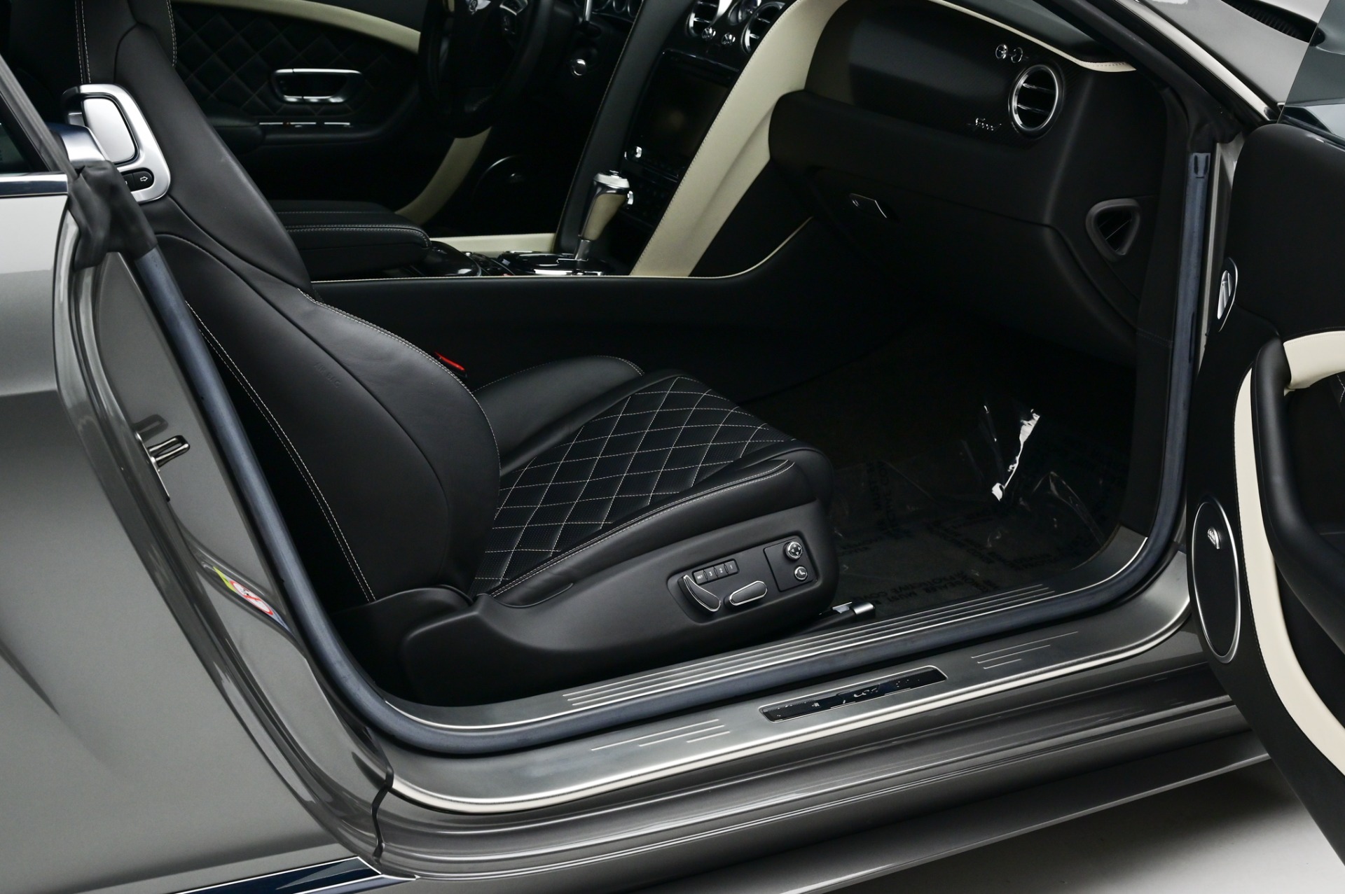 Used-2016-Bentley-Continental-