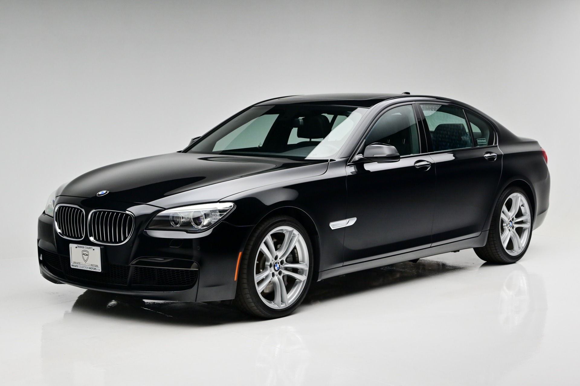 405-131 BMW特注 1/43 BMW 7 Series ブラック PARAGON-MODELS 80422405588 Scale 1/43 | BMW 7-SERIES 750Li