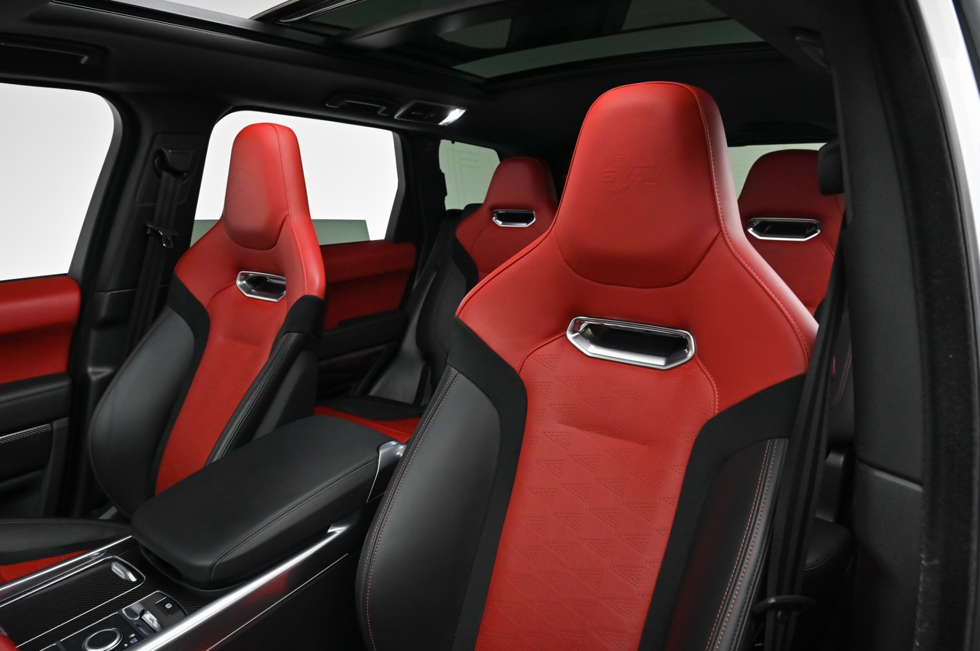 Range rover clearance red interior