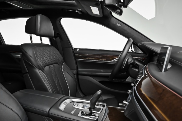 Used 2022 BMW M760i xDrive M760i xDrive for sale Sold at Private Collection Motors Inc in Costa Mesa CA 92627 8