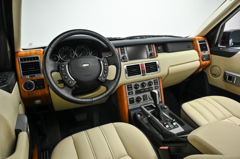 Used 2005 Land Rover Range Rover HSE HSE for sale Sold at Private Collection Motors Inc in Costa Mesa CA 92627 2