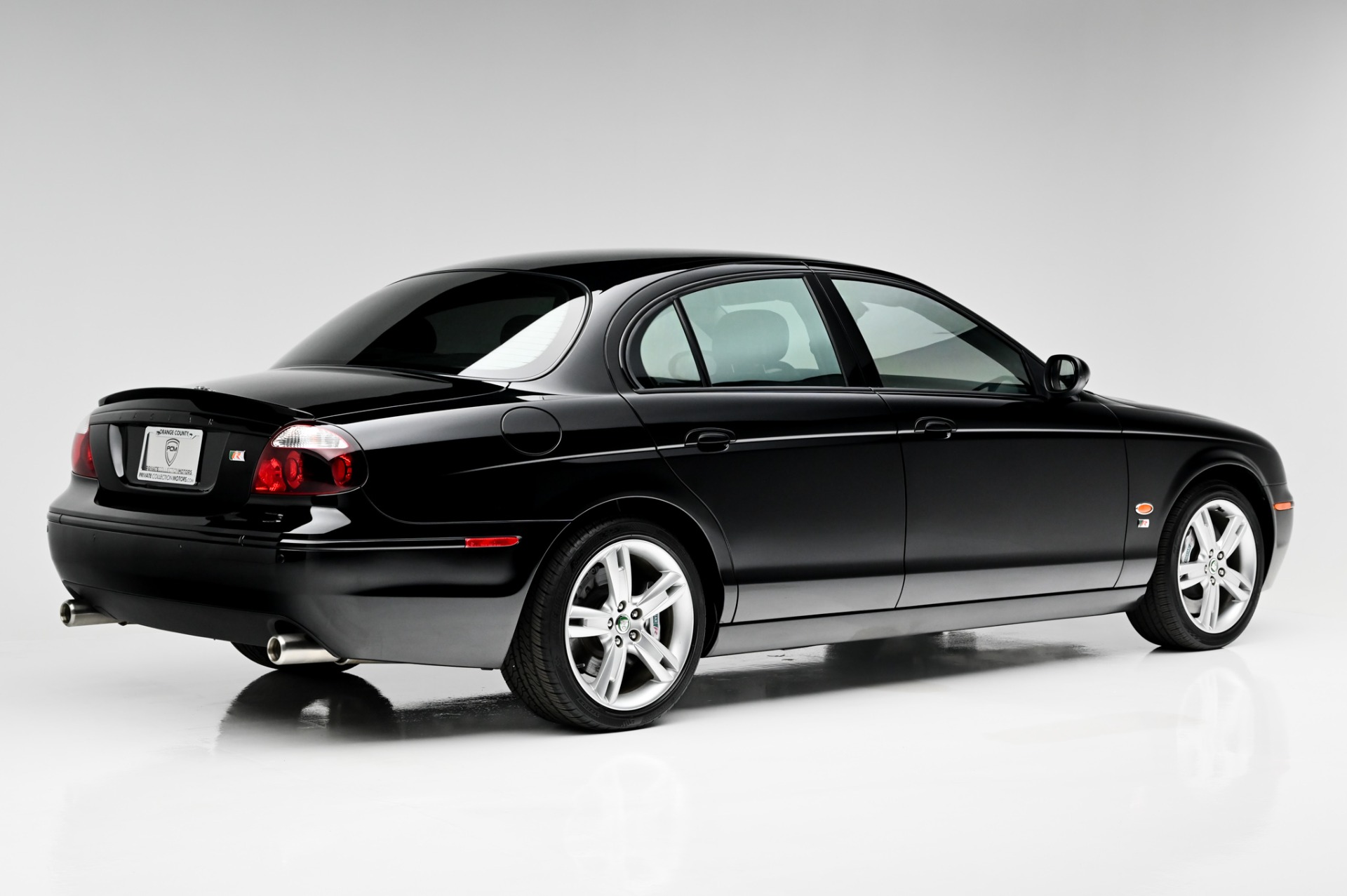 Used-2005-Jaguar-S-TYPE-R-