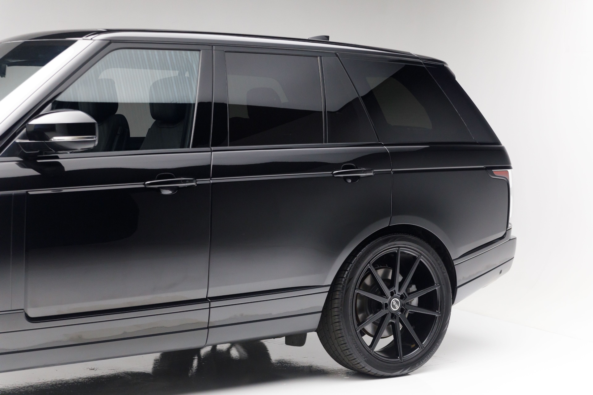 Range Rover 2016 Black Side Matte Black Range Rover Hse