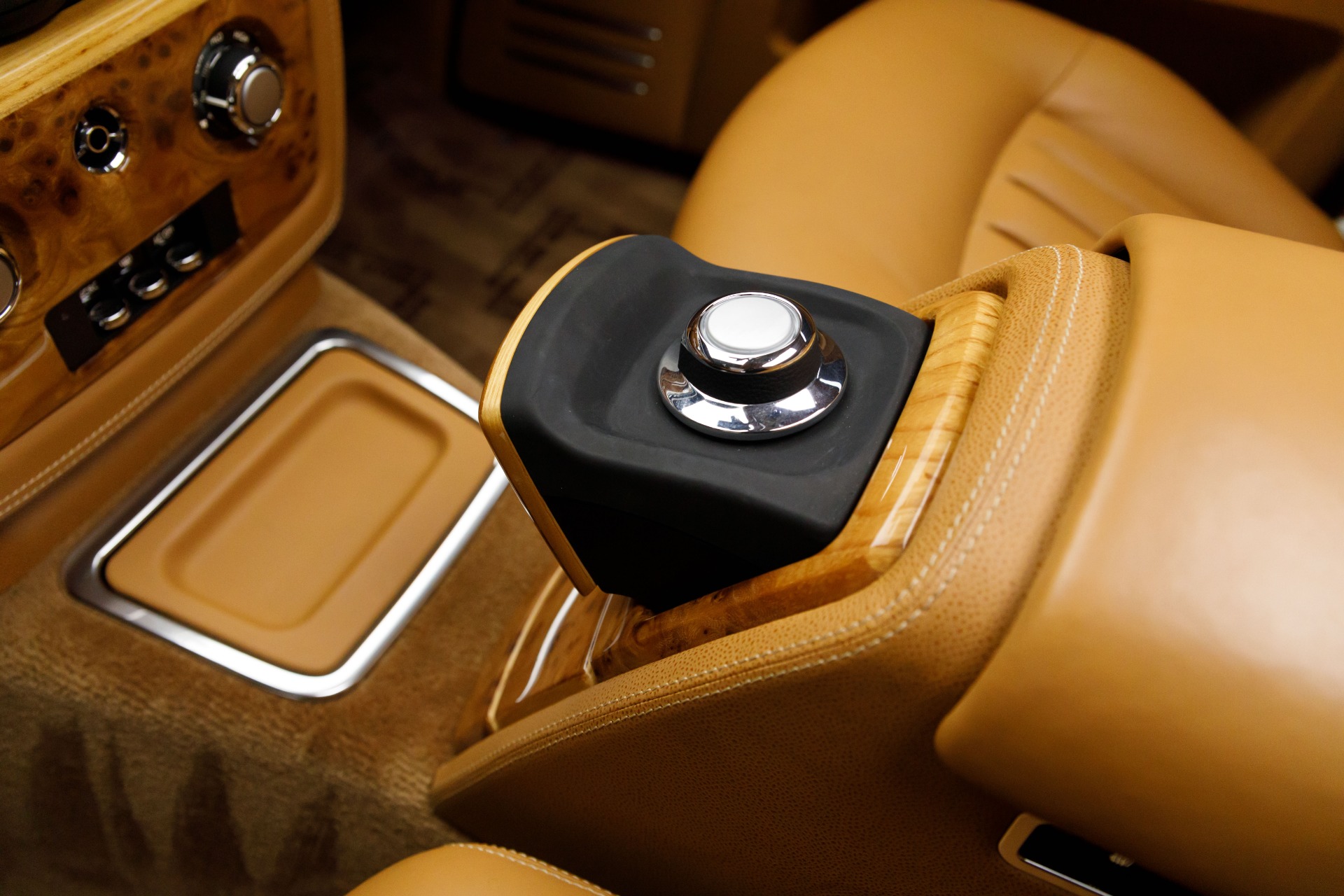 2005 Rolls Royce Phantom photo 24