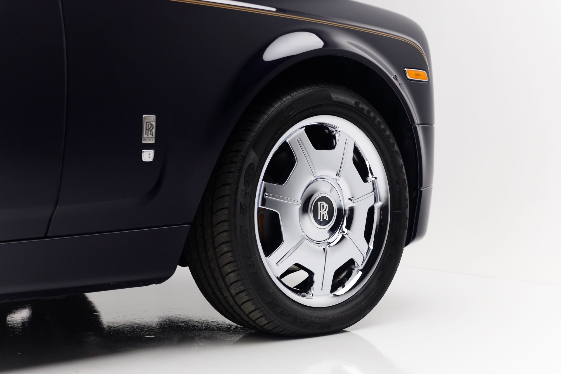 2005 Rolls Royce Phantom photo 48
