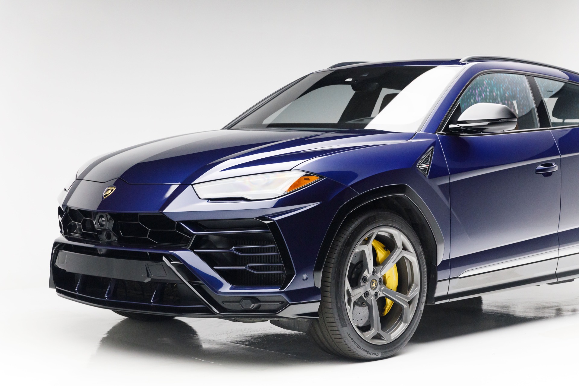 Used-2019-Lamborghini-Urus-