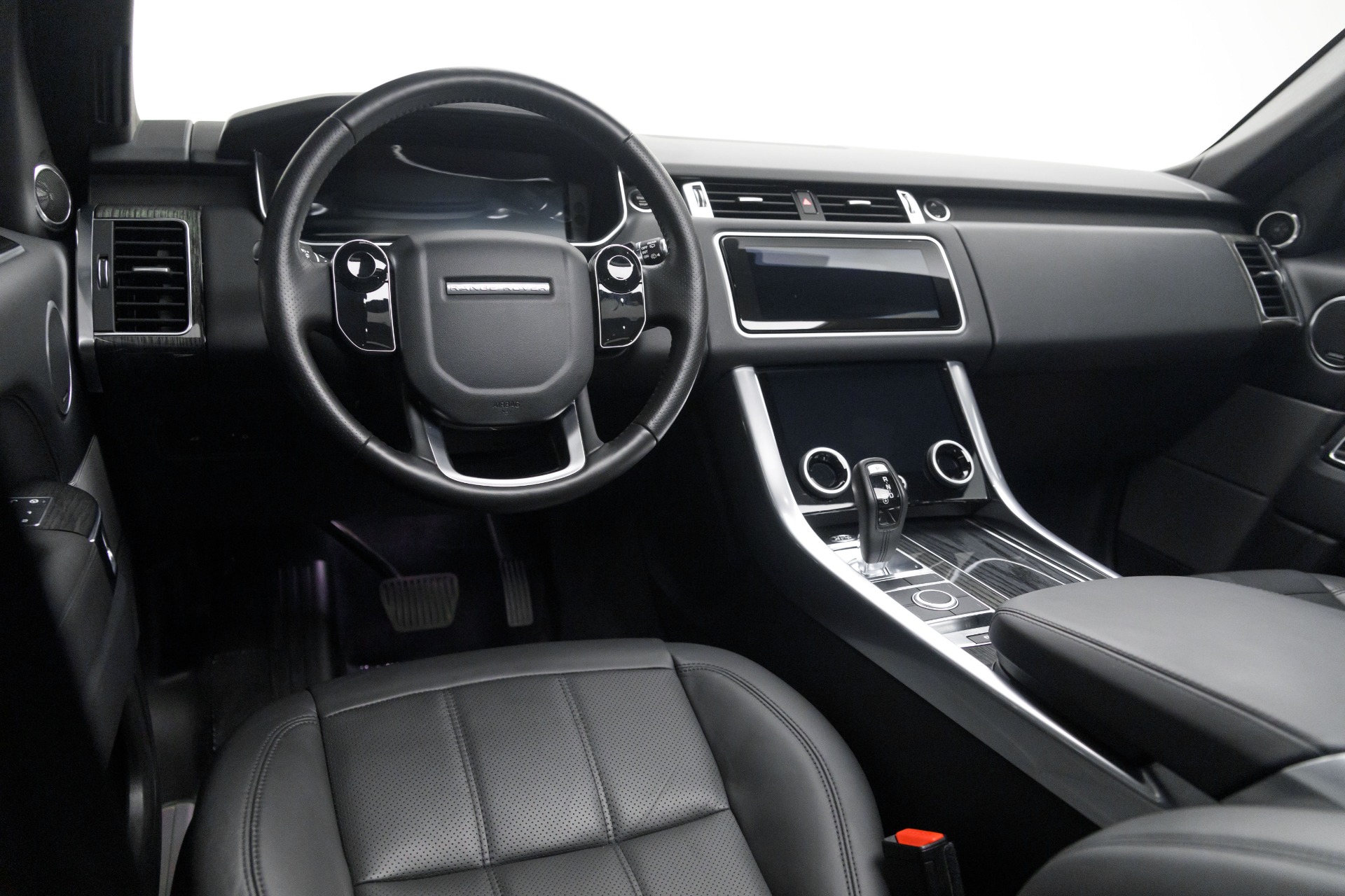 2018 Land Rover Range Rover Sport HSE photo 2