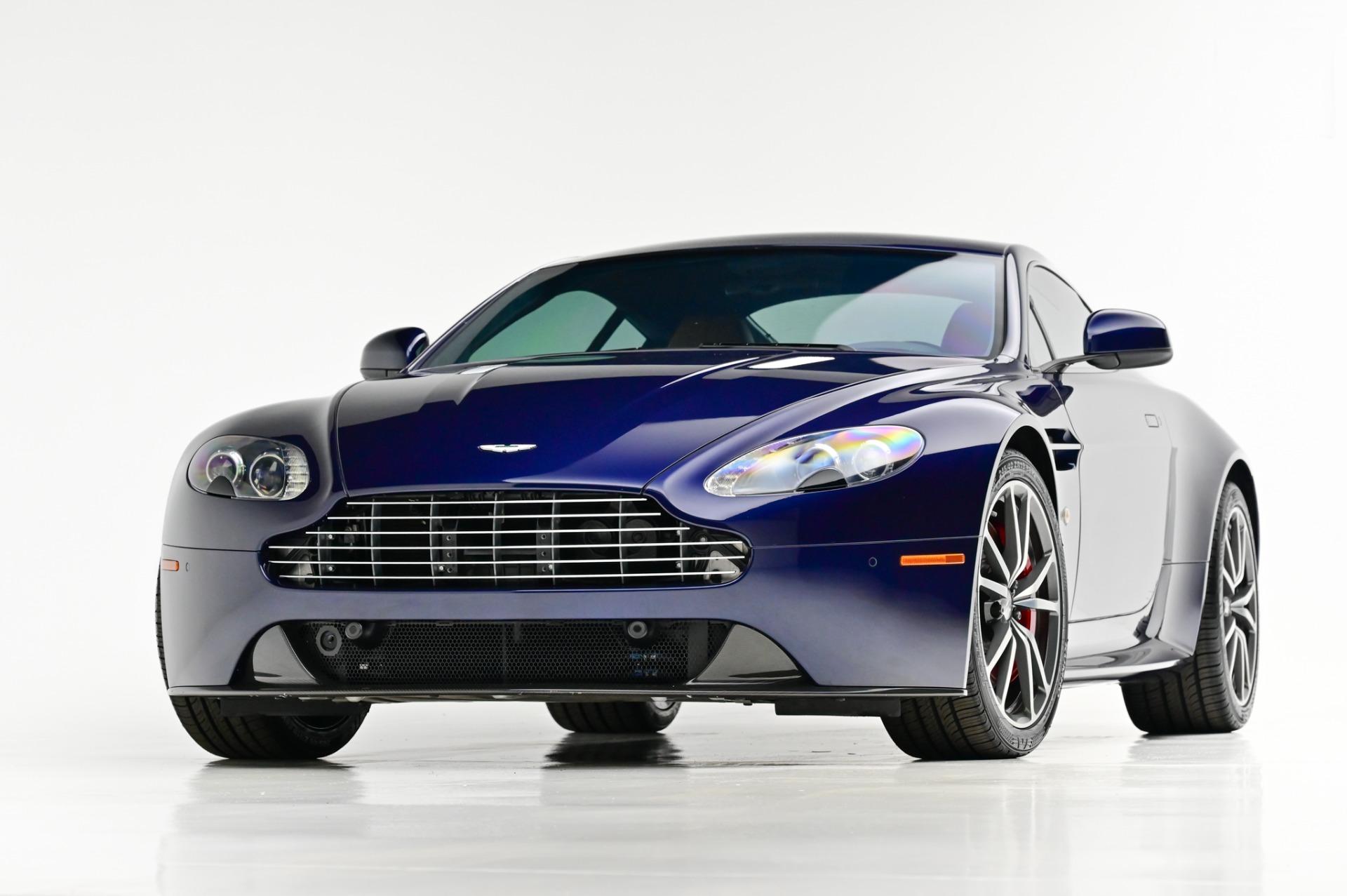 2012 Aston Martin V8 Vantage S photo 15