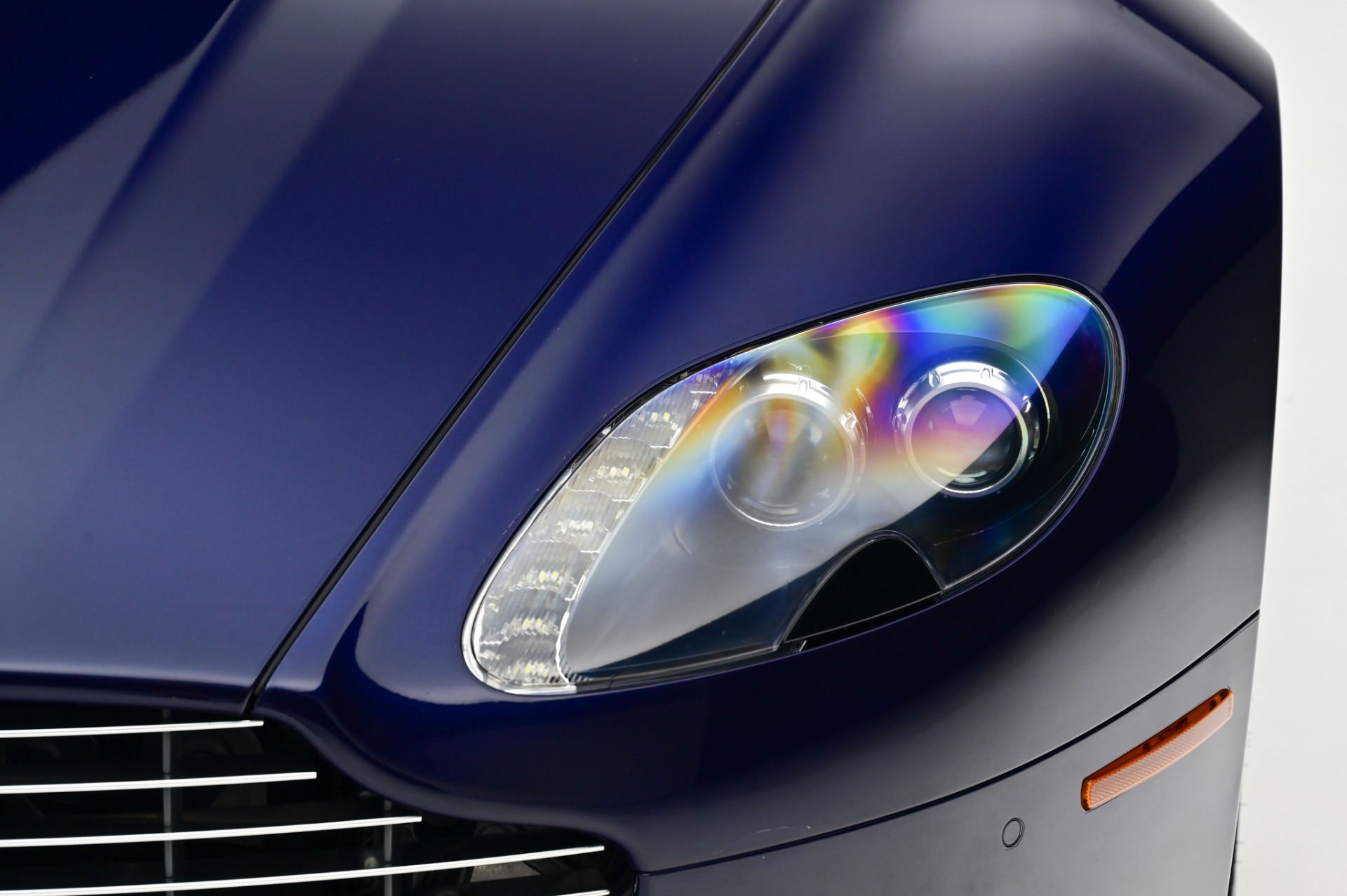 2012 Aston Martin V8 Vantage S photo 29