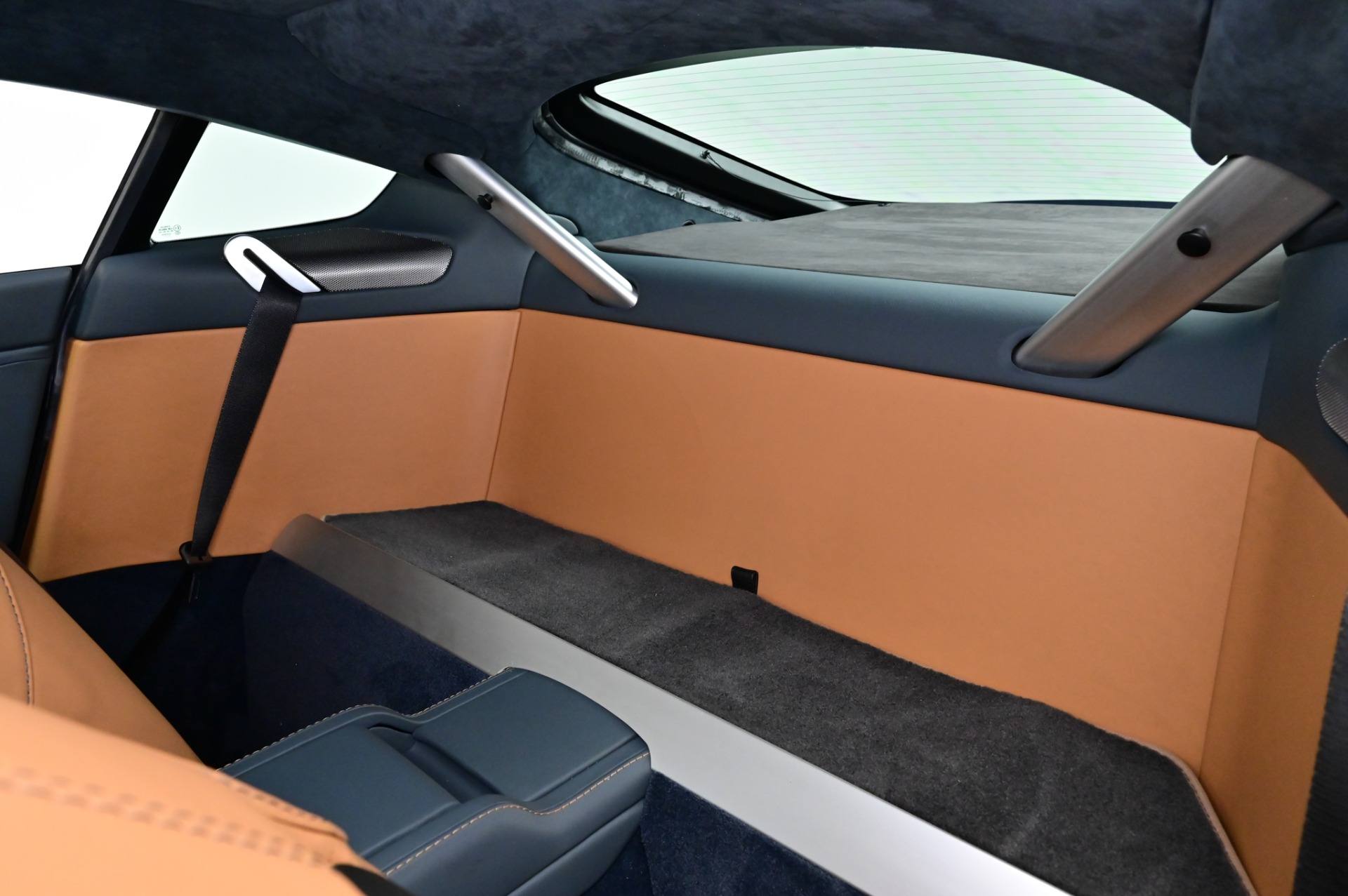 2012 Aston Martin V8 Vantage S photo 52